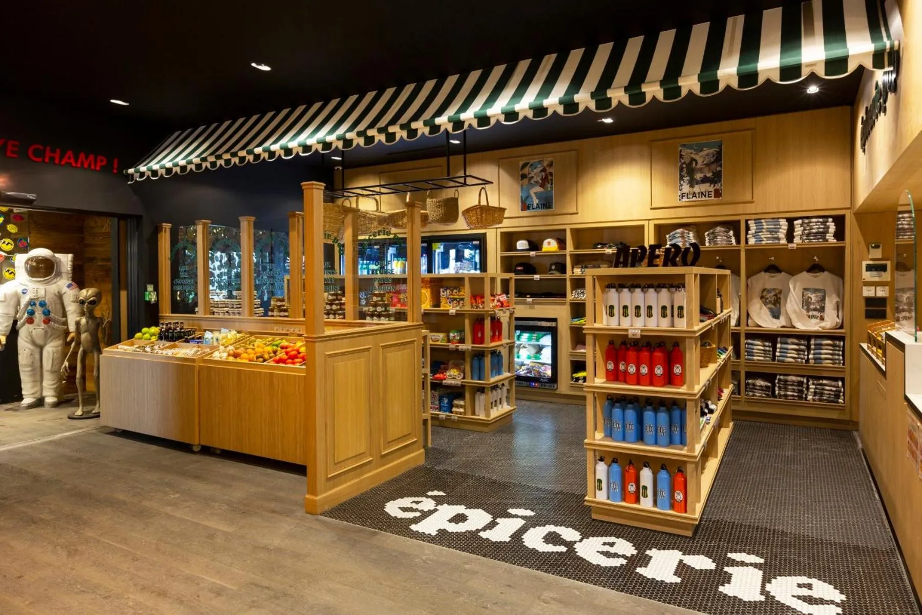Supermarket/grocery shop in RockyPop Flaine Hotel & Spa