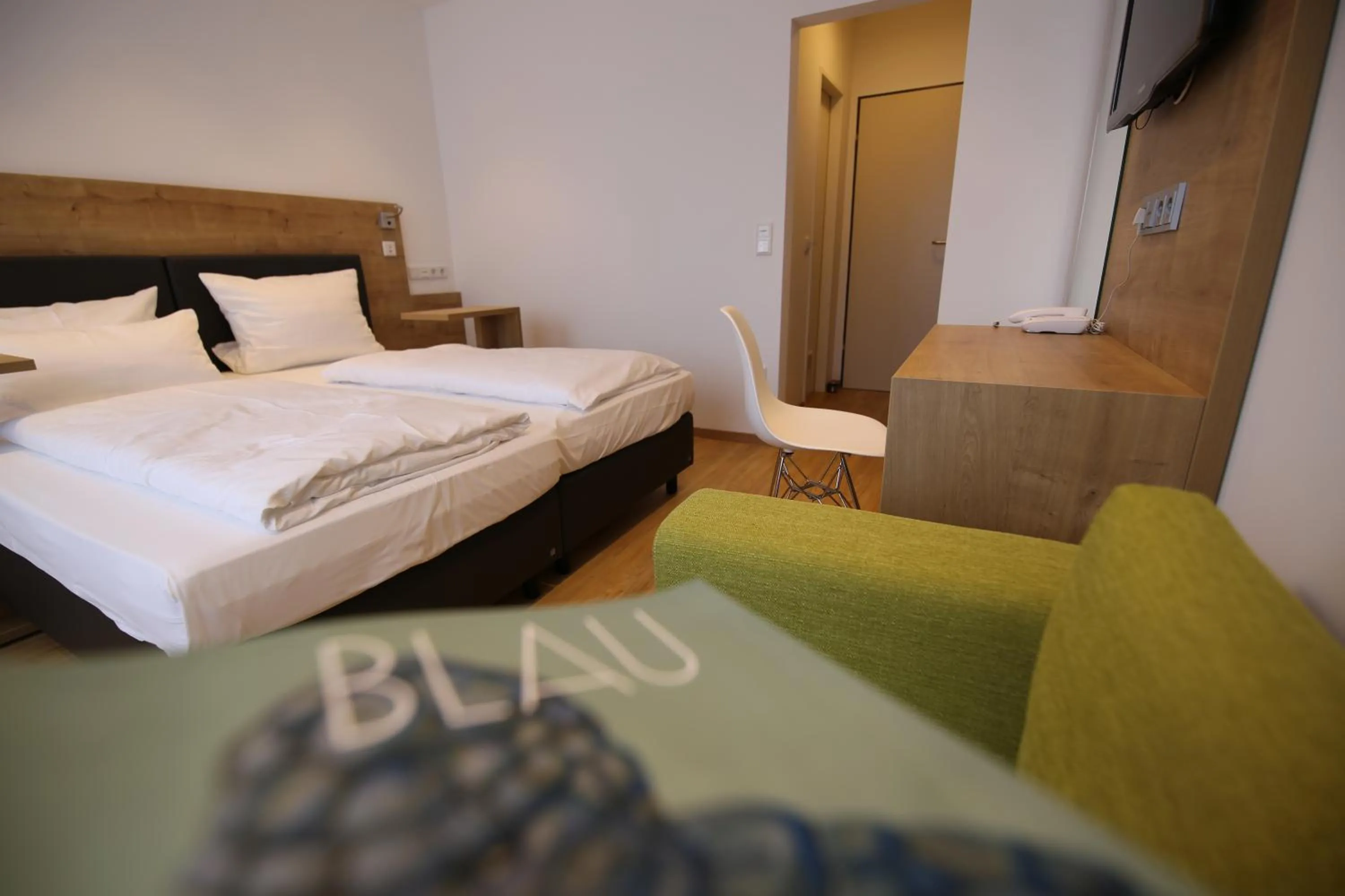 Photo of the whole room, Bed in Hotel Knorz