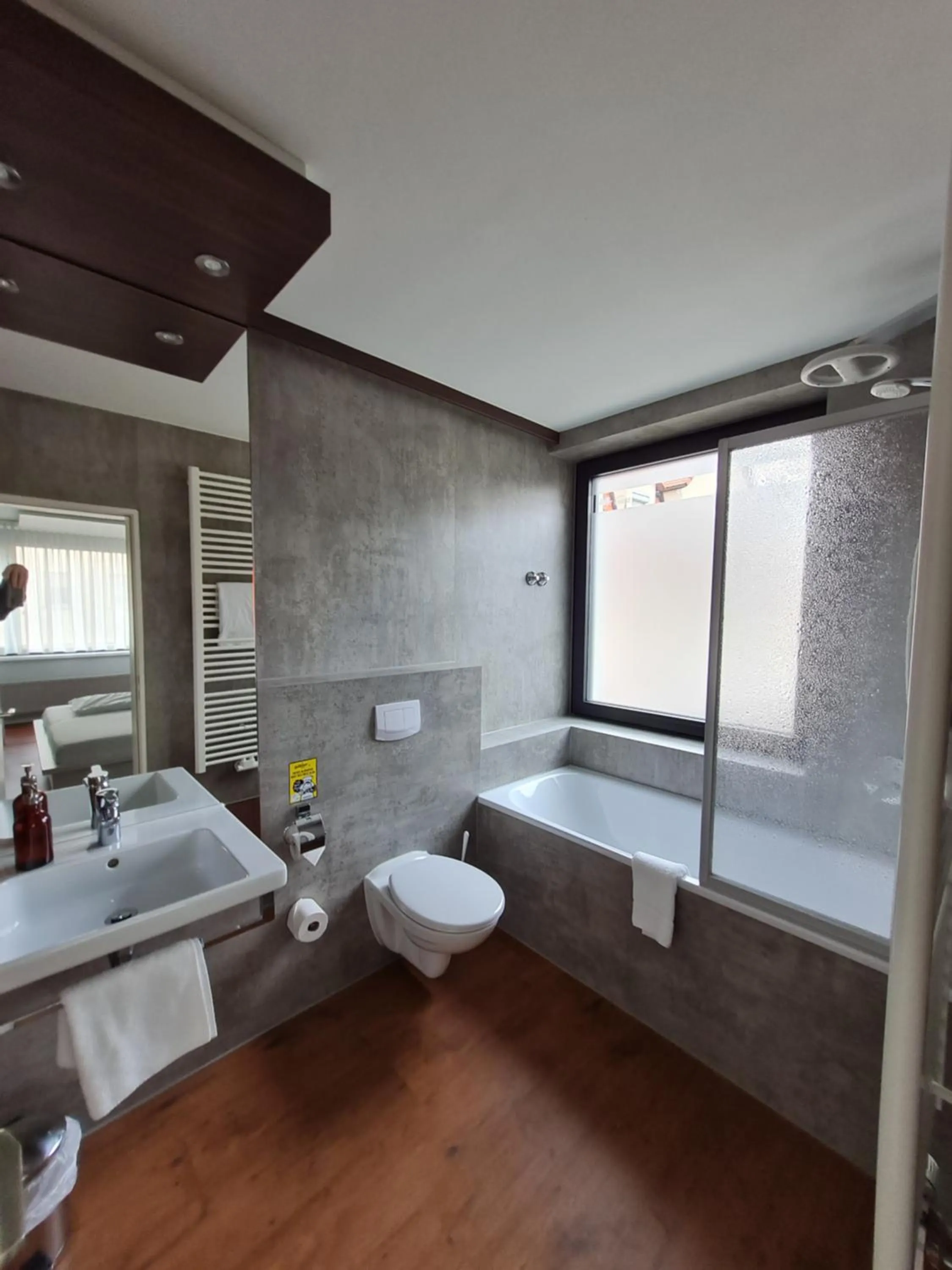 Toilet in Hotel Knorz