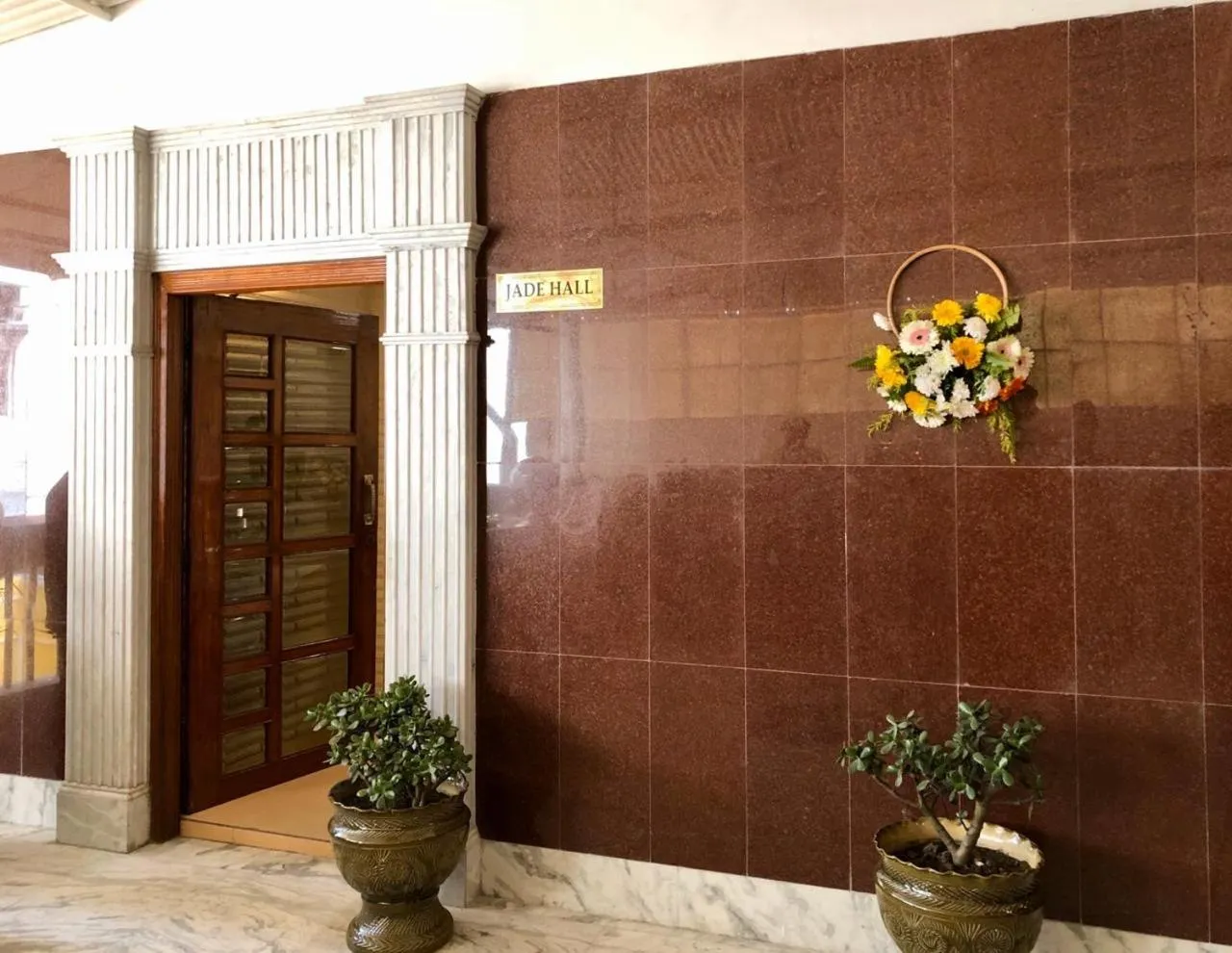 Property building in Hotel Saluja