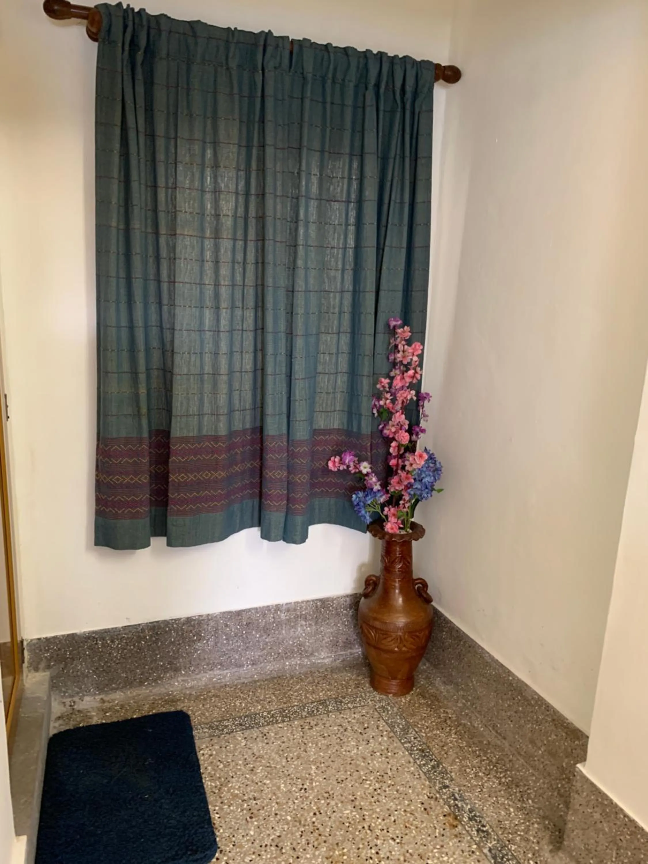 Decorative detail in Hotel Saluja