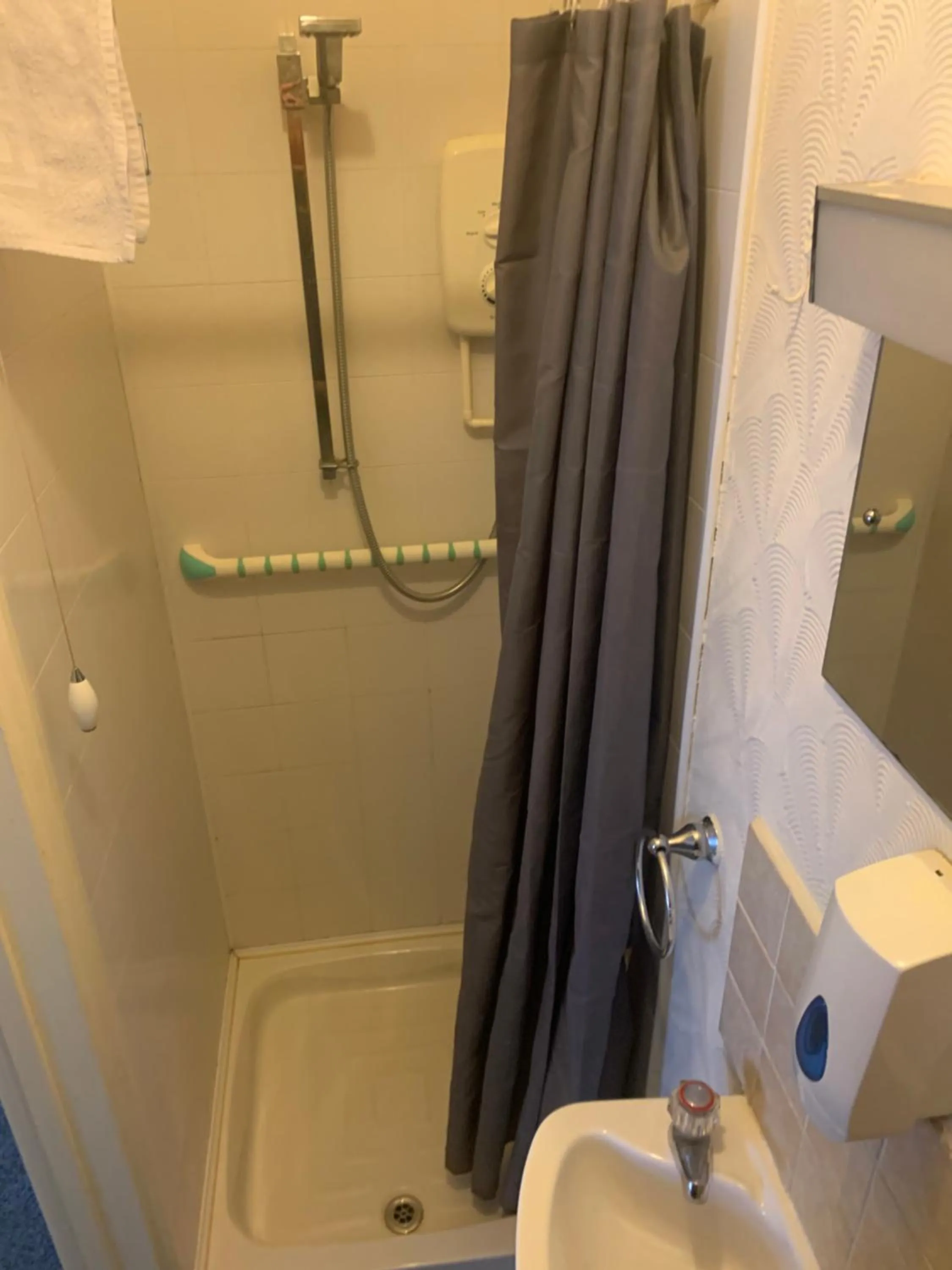 Property building in roosevelt lodge