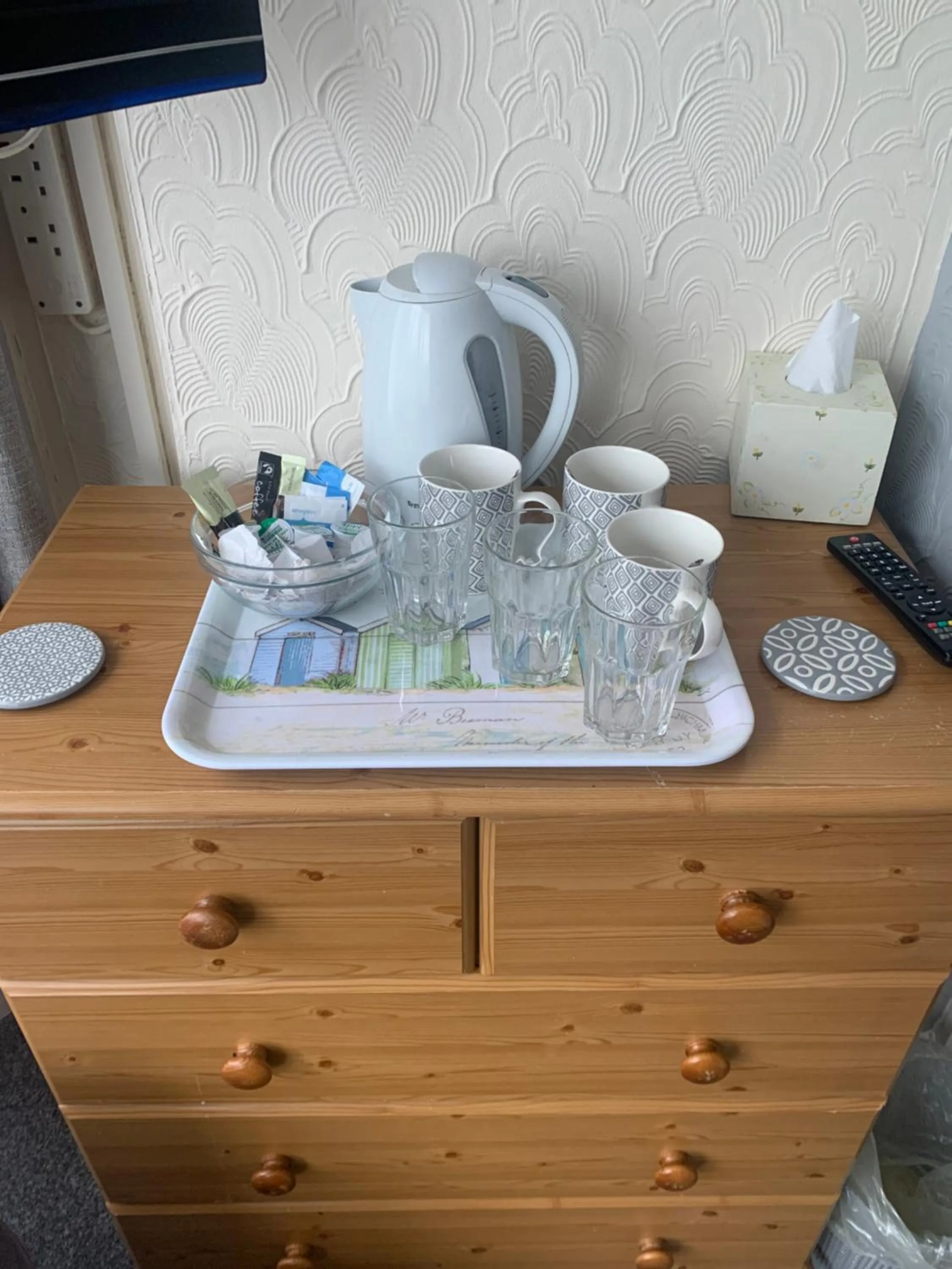 Coffee/tea facilities in roosevelt lodge