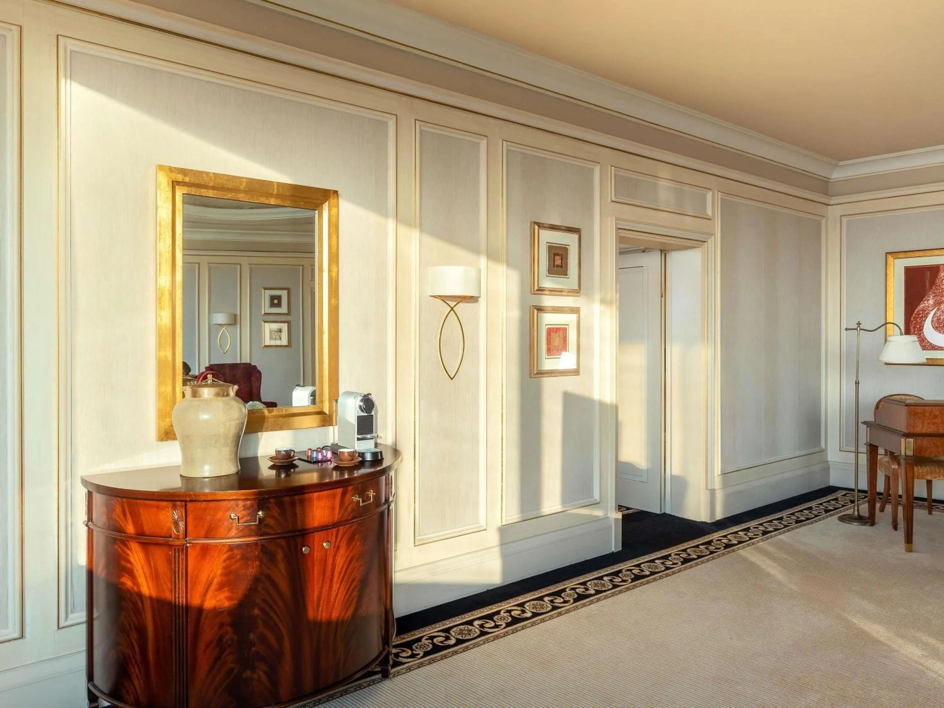 Bedroom in Mövenpick Hotel Al Khobar