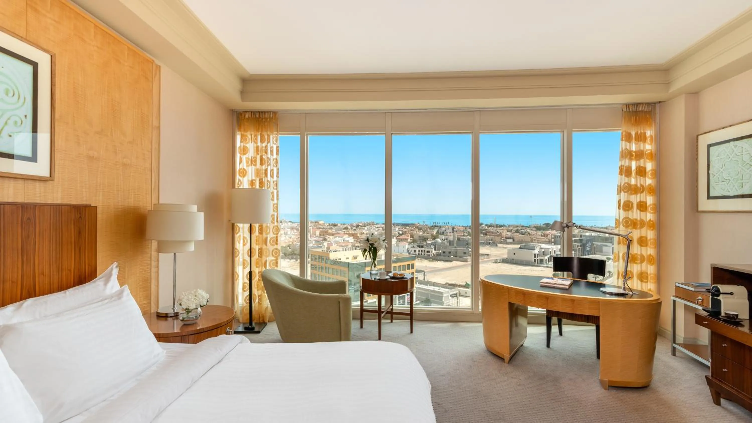 Bed in Mövenpick Hotel Al Khobar