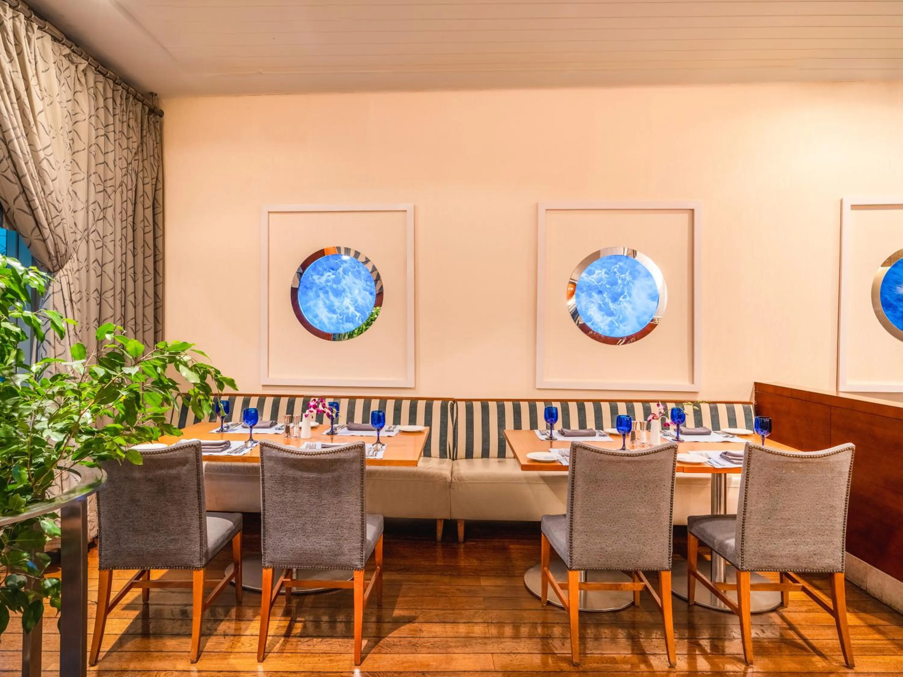 Restaurant/places to eat in Mövenpick Hotel Al Khobar