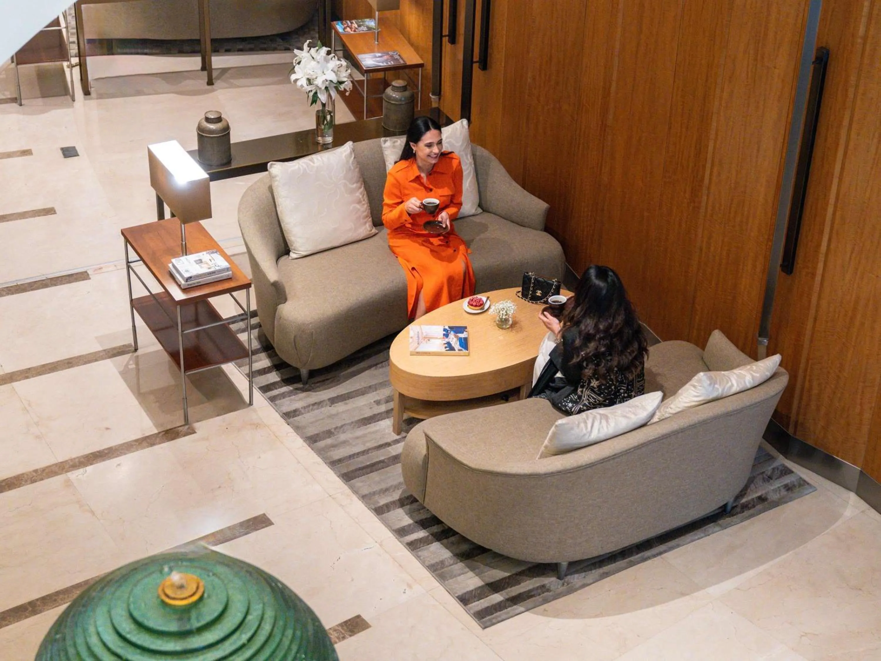 Lounge or bar in Mövenpick Hotel Al Khobar