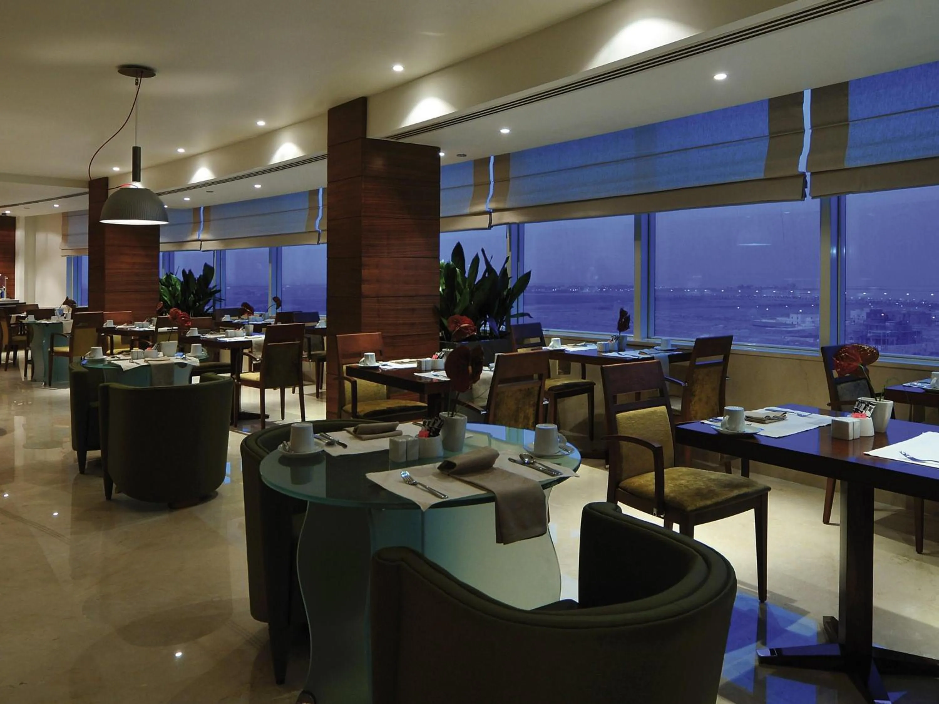 Restaurant/places to eat in Mövenpick Hotel Al Khobar