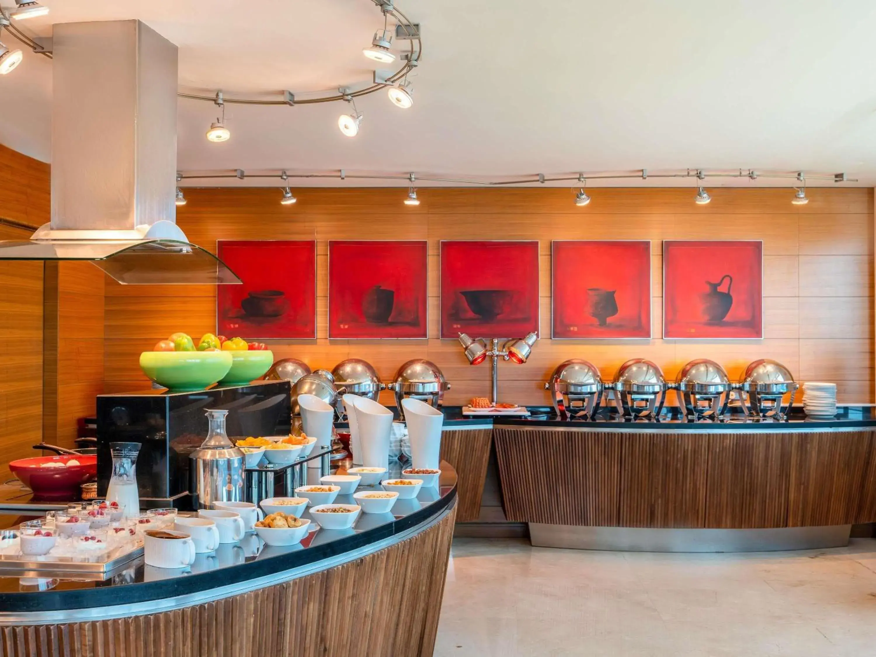 Restaurant/places to eat in Mövenpick Hotel Al Khobar Restaurant/places to eat in Mövenpick Hotel Al Khobar