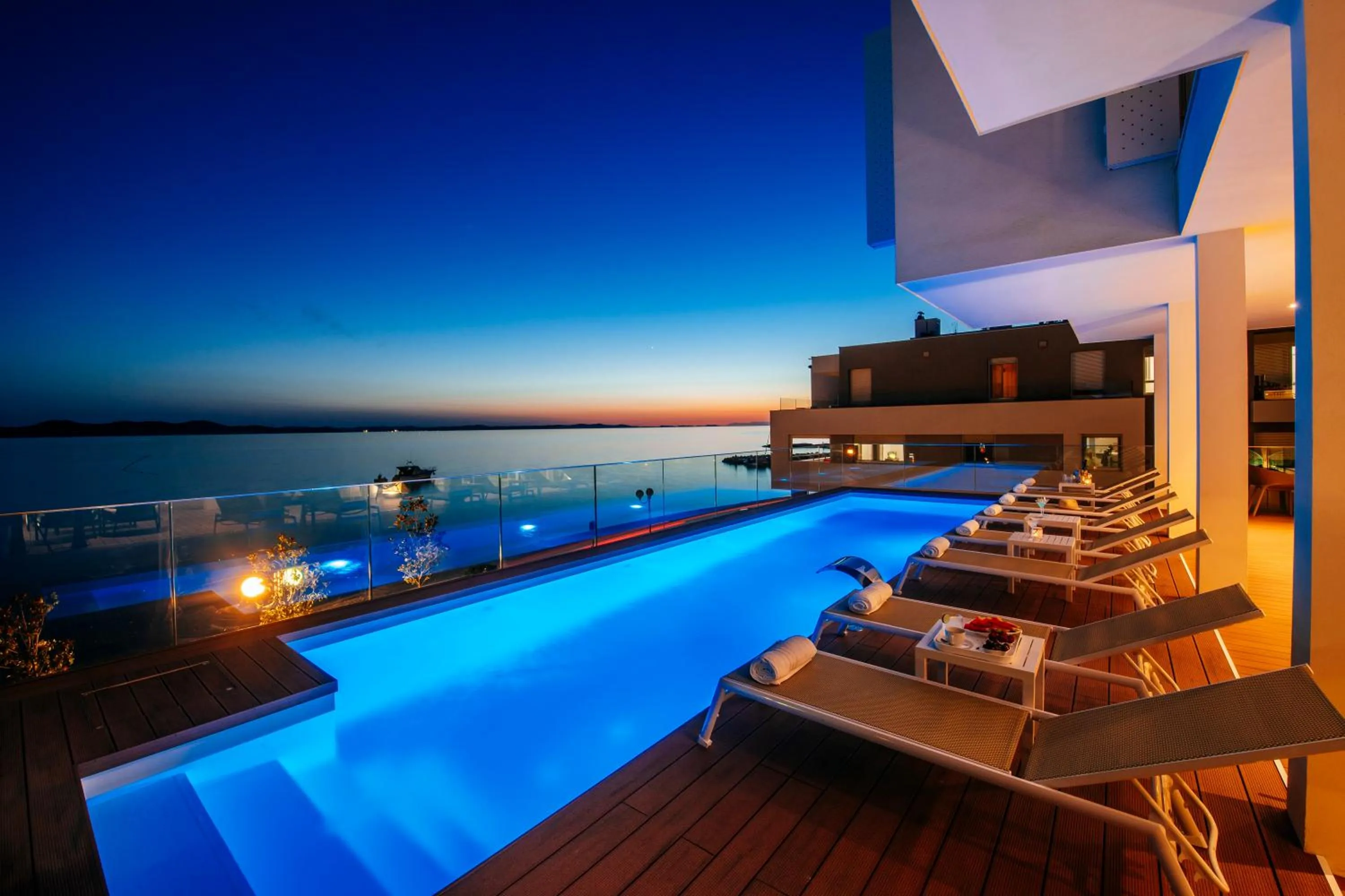 Night in Dedaj Resort - Villa Tina