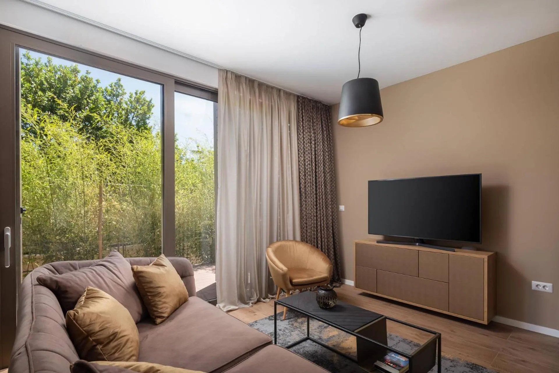 TV and multimedia in Dedaj Resort - Villa Tina