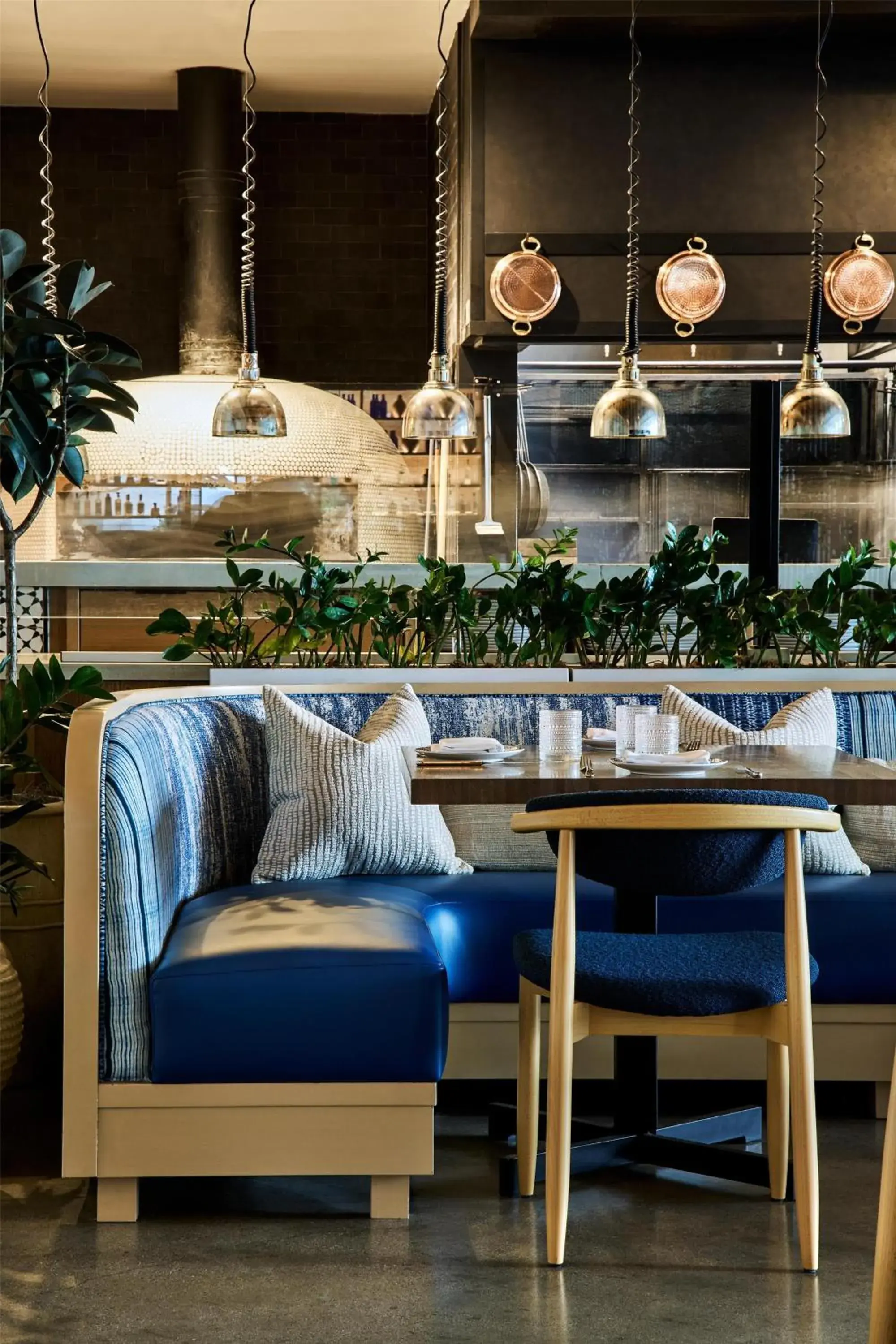 Restaurant/places to eat in The Shay, a Destination by Hyatt Restaurant/places to eat in The Shay, a Destination by Hyatt