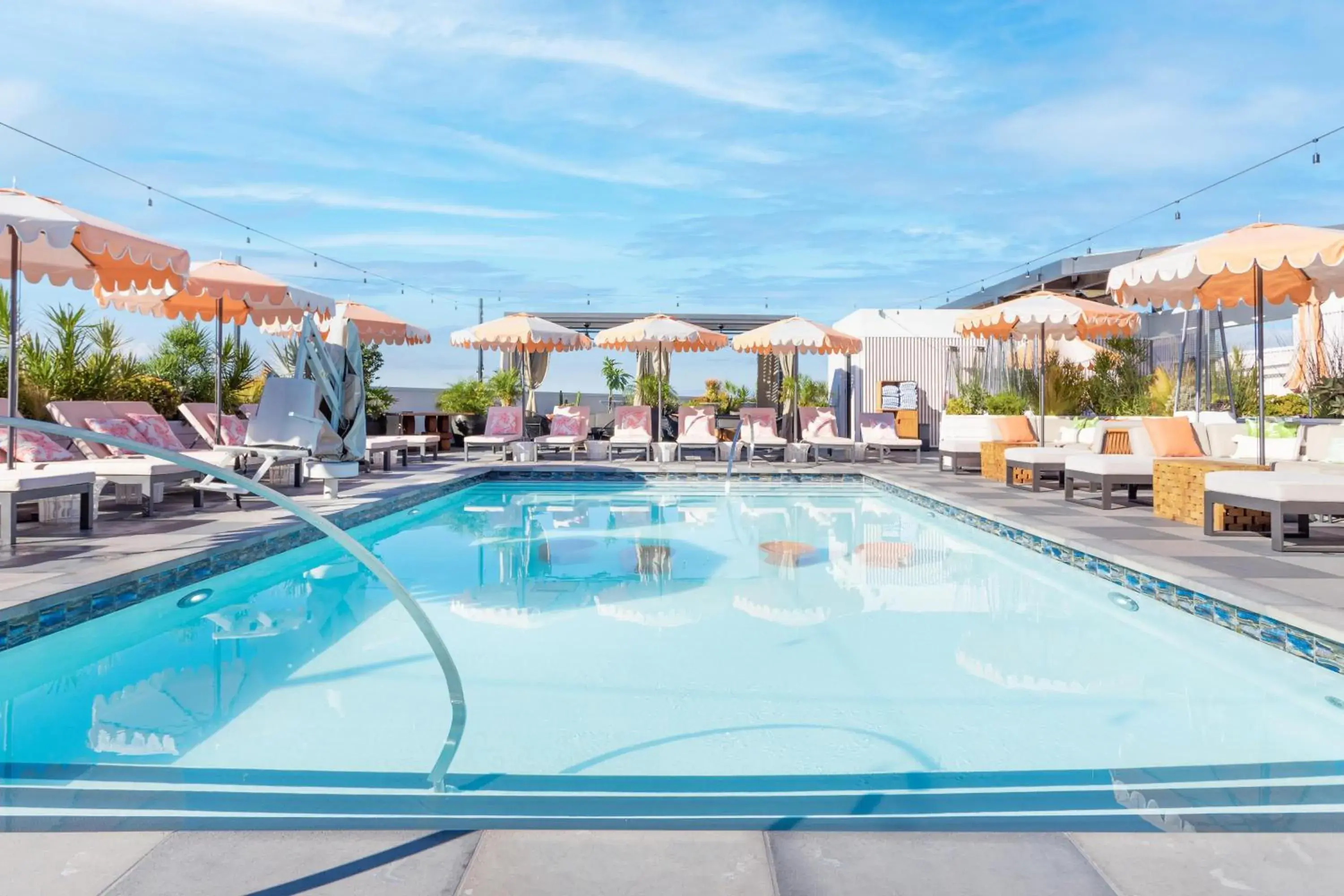 Swimming pool in The Shay, a Destination by Hyatt Swimming pool in The Shay, a Destination by Hyatt