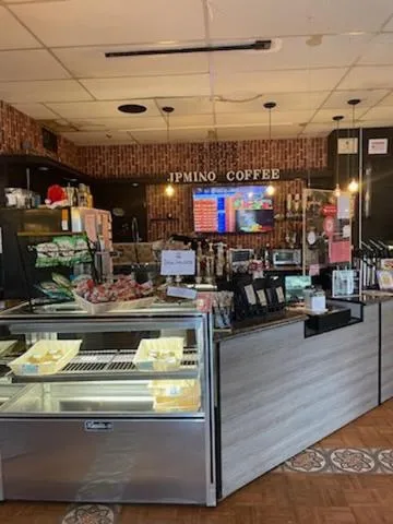 Breakfast in Apm Inn & Suites