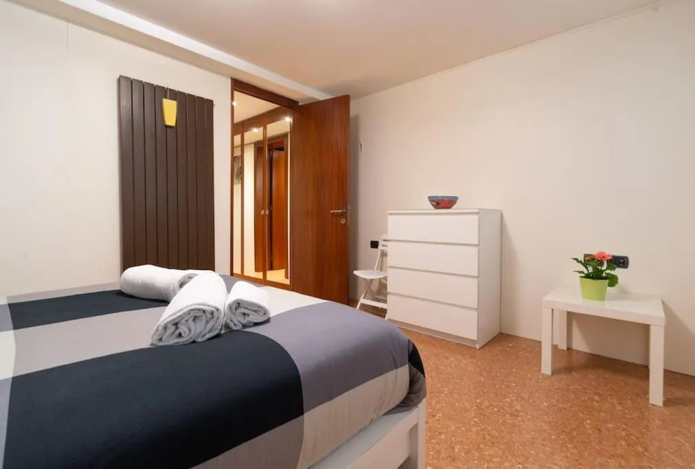 Bed in The Zen House Apartment