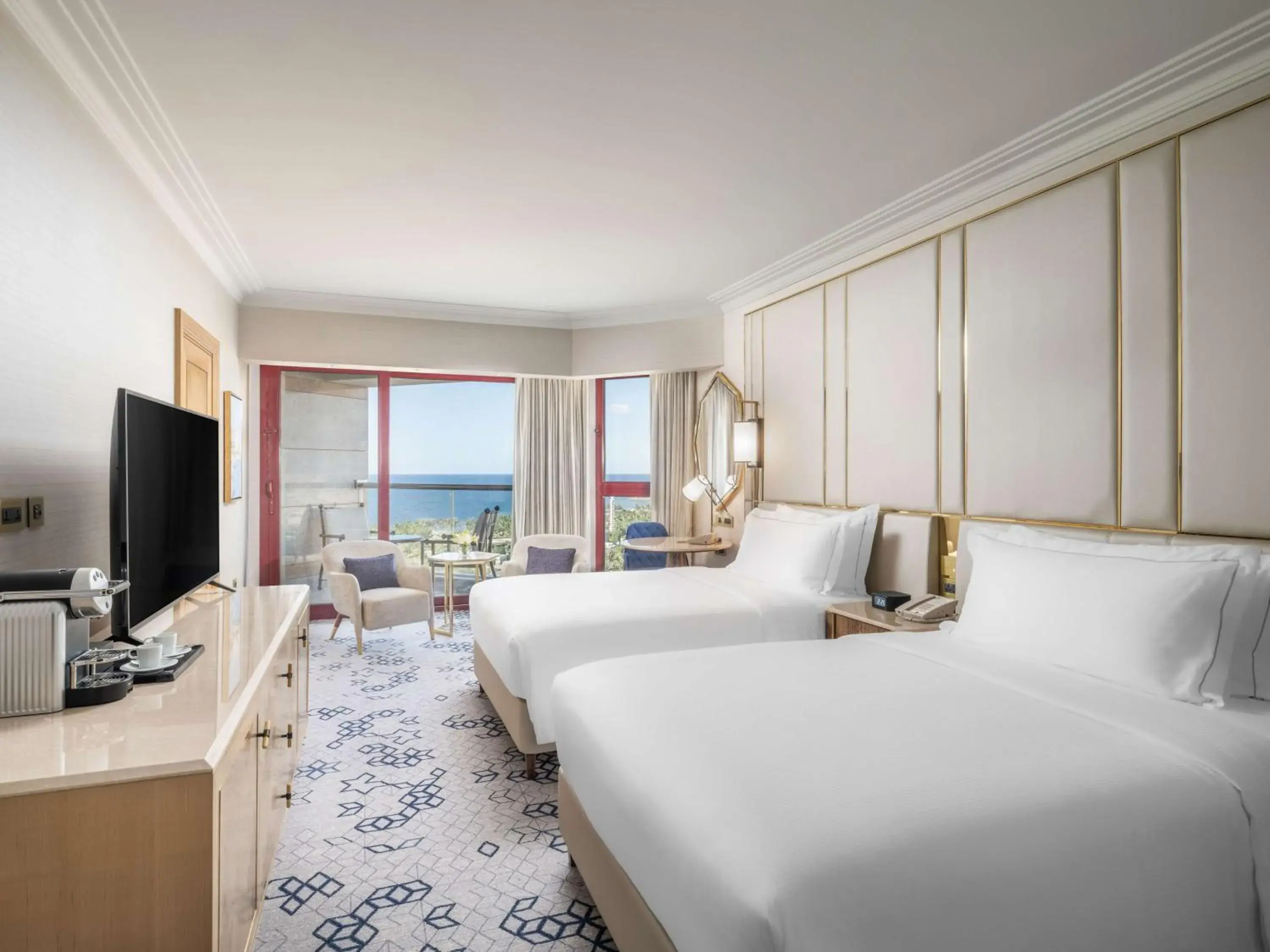 Bed in Jeddah Hilton Bed in Jeddah Hilton