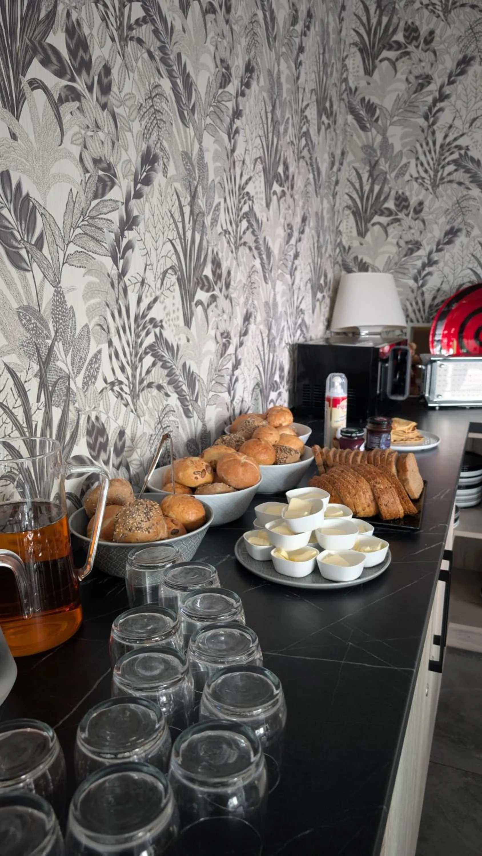 Kitchen or kitchenette in Aparthotel PARADISE Dziwnówek