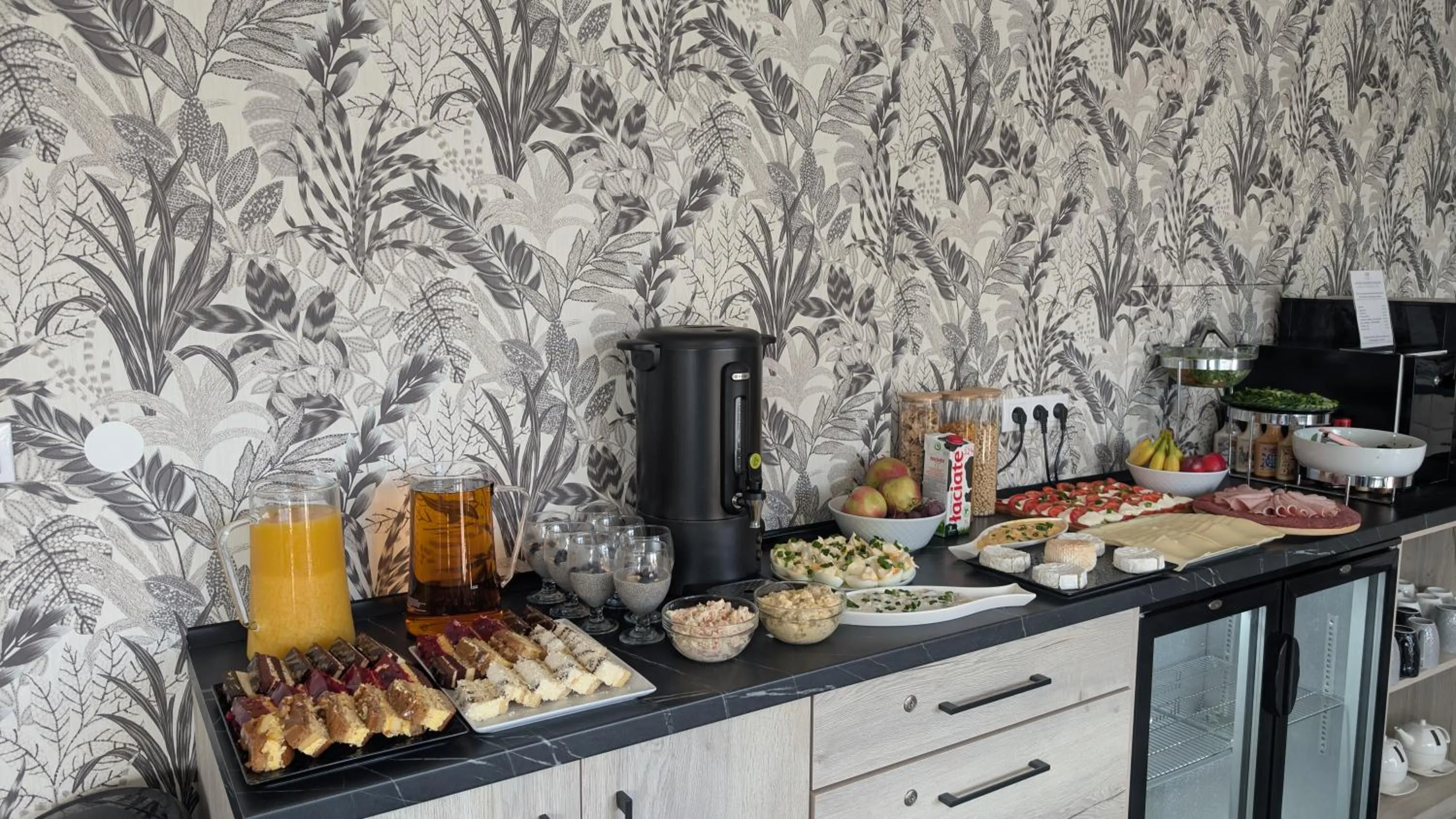 Food and drinks in Aparthotel PARADISE Dziwnówek