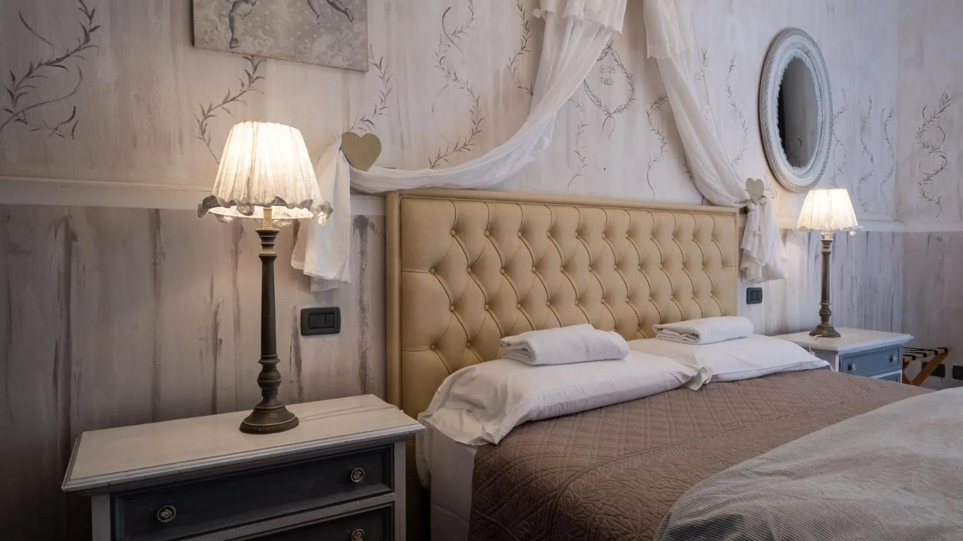 Bedroom, Bed in Il Castagnolo Country B&B