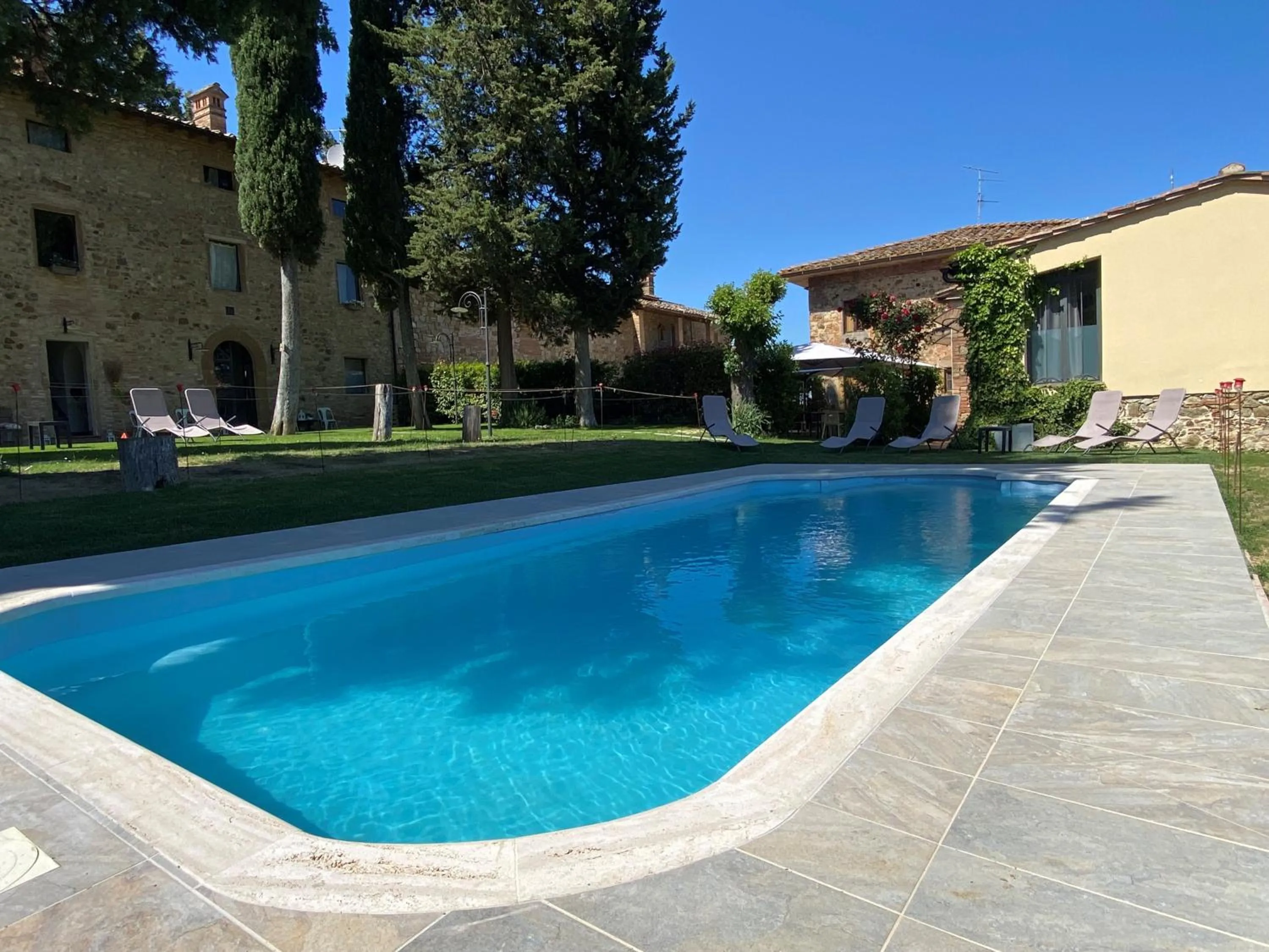 Swimming pool in Il Castagnolo Country B&B