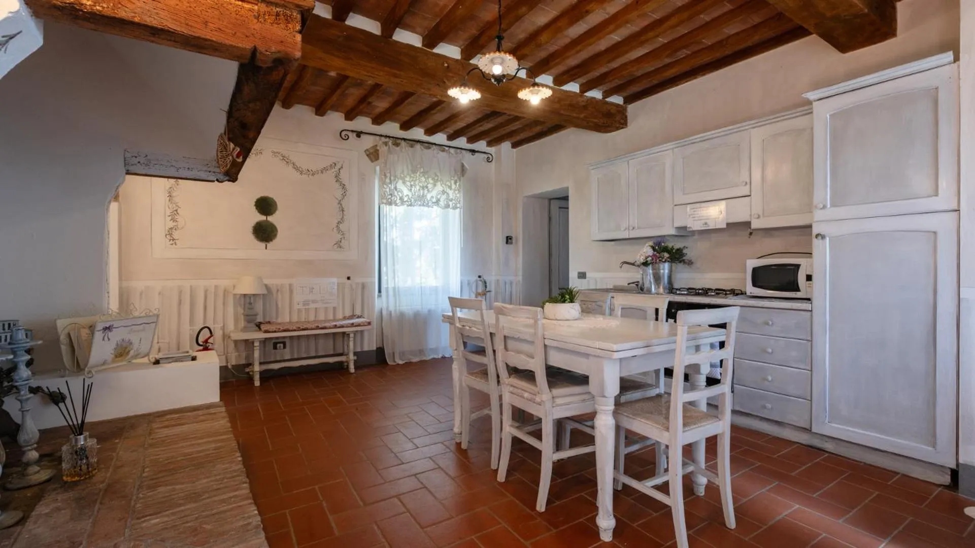 kitchen in Il Castagnolo Country B&B