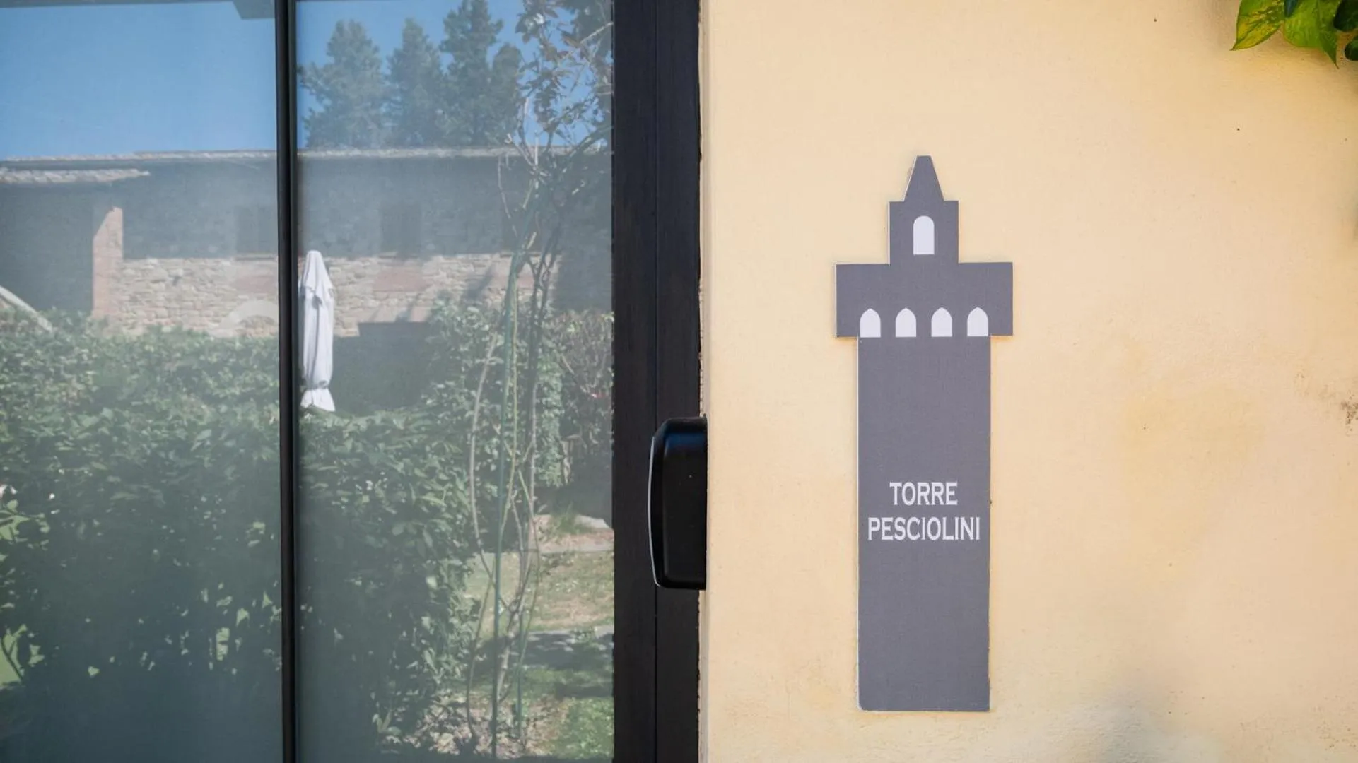 furniture in Il Castagnolo Country B&B