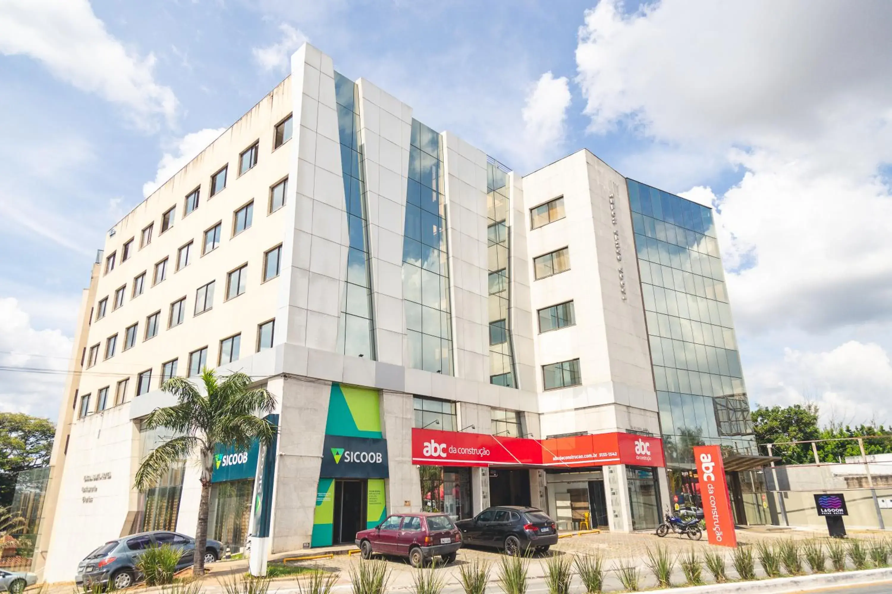 Property building in Lagoon Prime Hotel Property building in Lagoon Prime Hotel