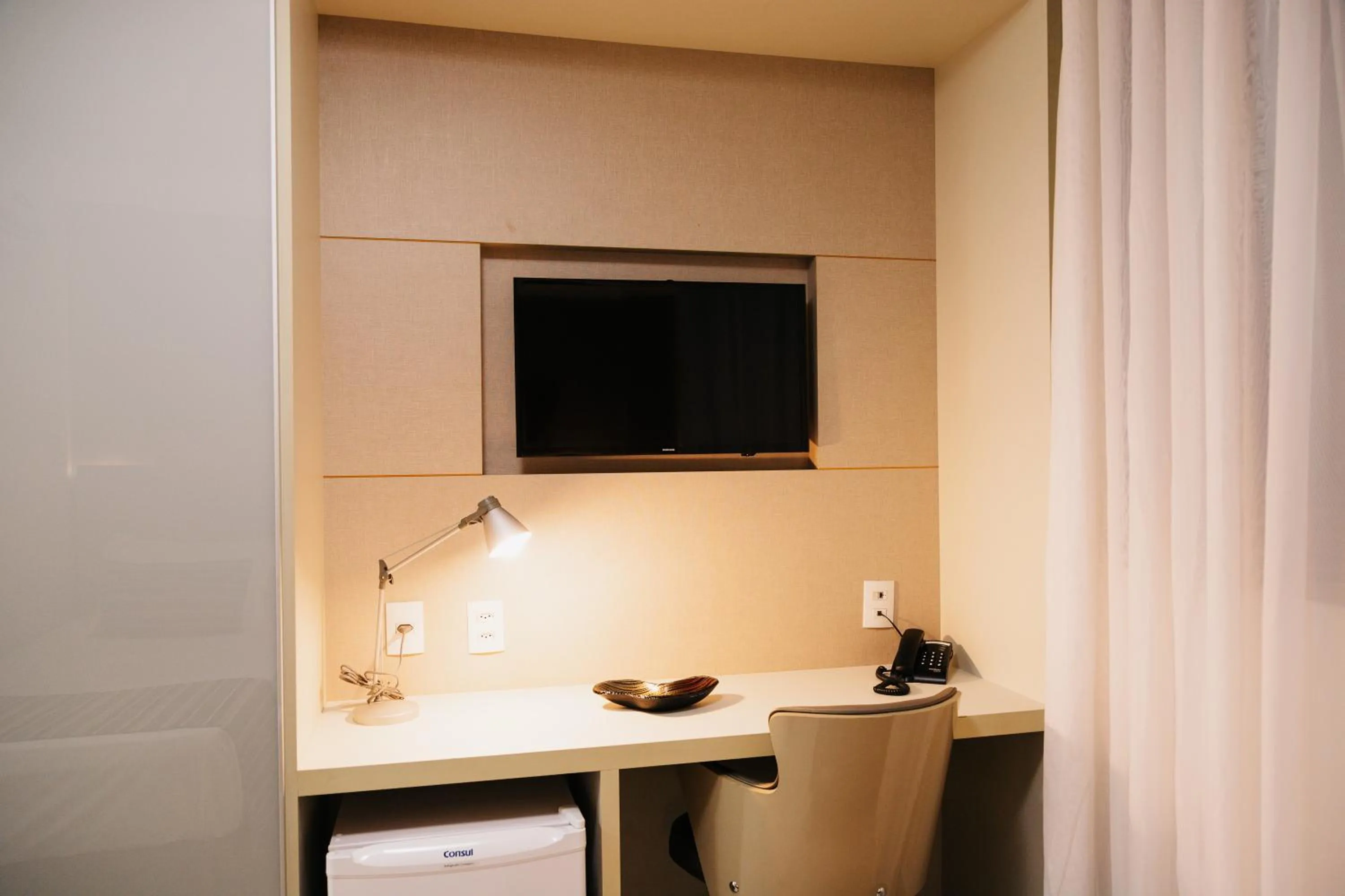 TV and multimedia in Lagoon Prime Hotel