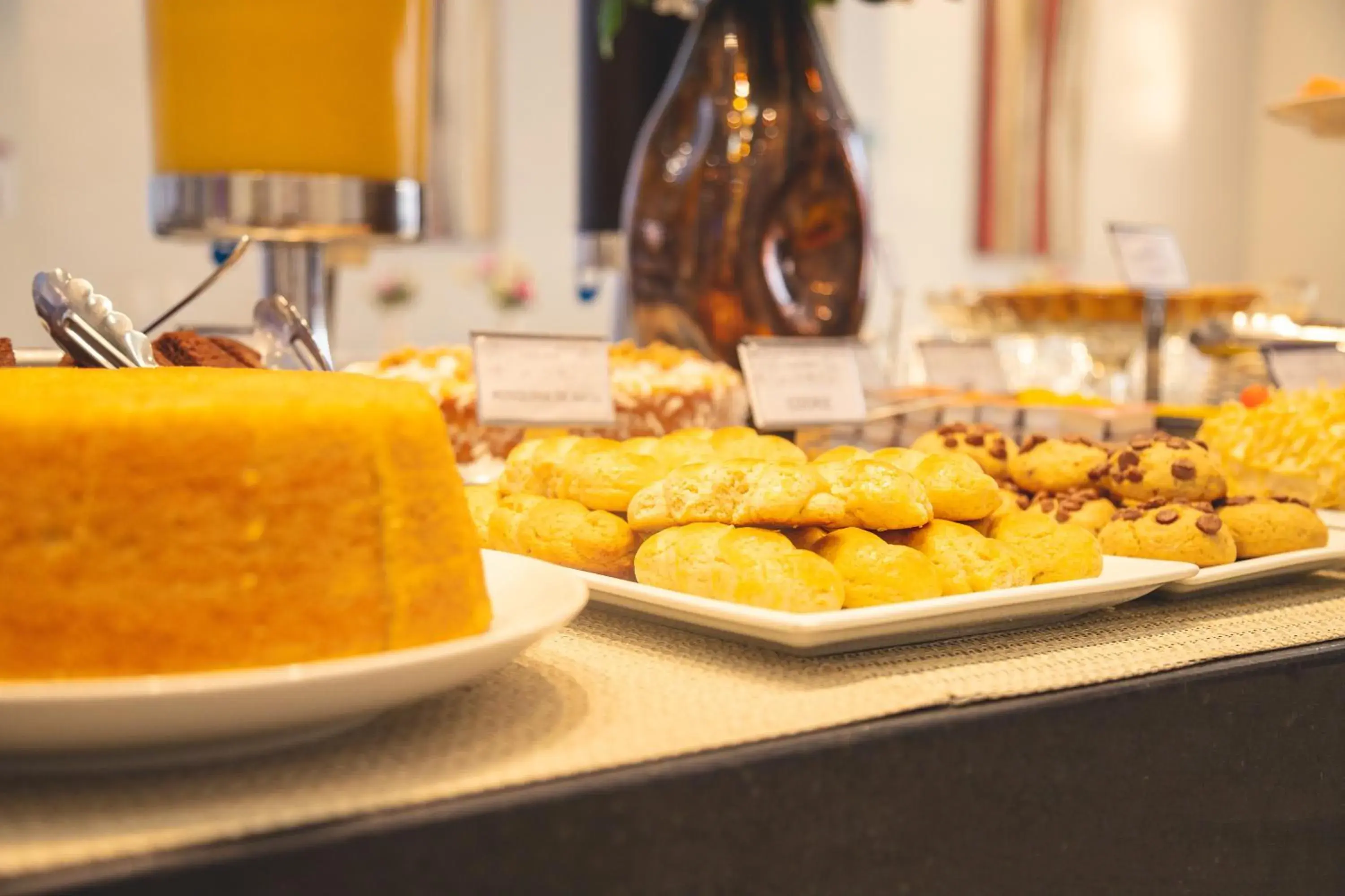 Breakfast in Lagoon Prime Hotel Breakfast in Lagoon Prime Hotel