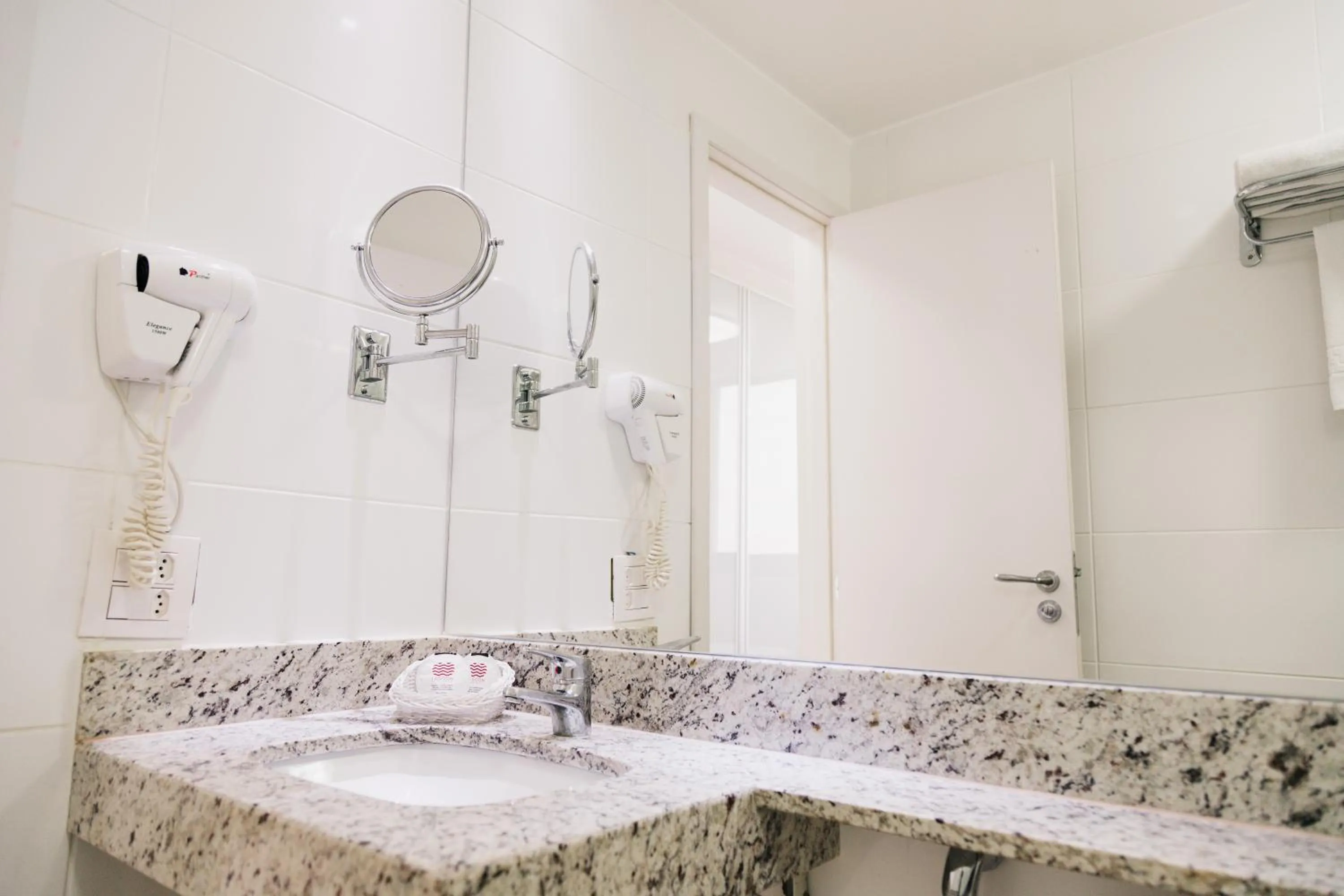 Bathroom in Lagoon Prime Hotel