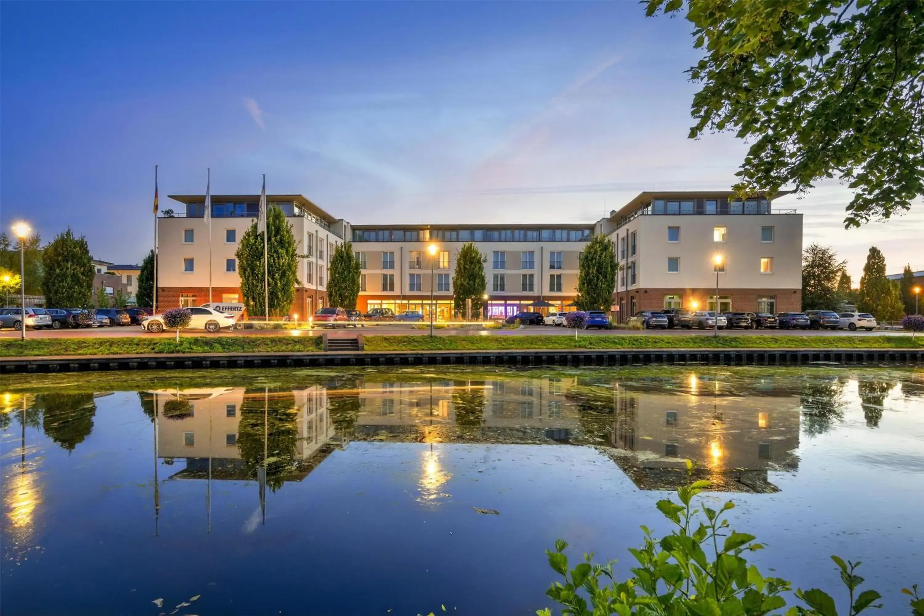 Property building in Best Western Plus Hotel Papenburg Property building in Best Western Plus Hotel Papenburg