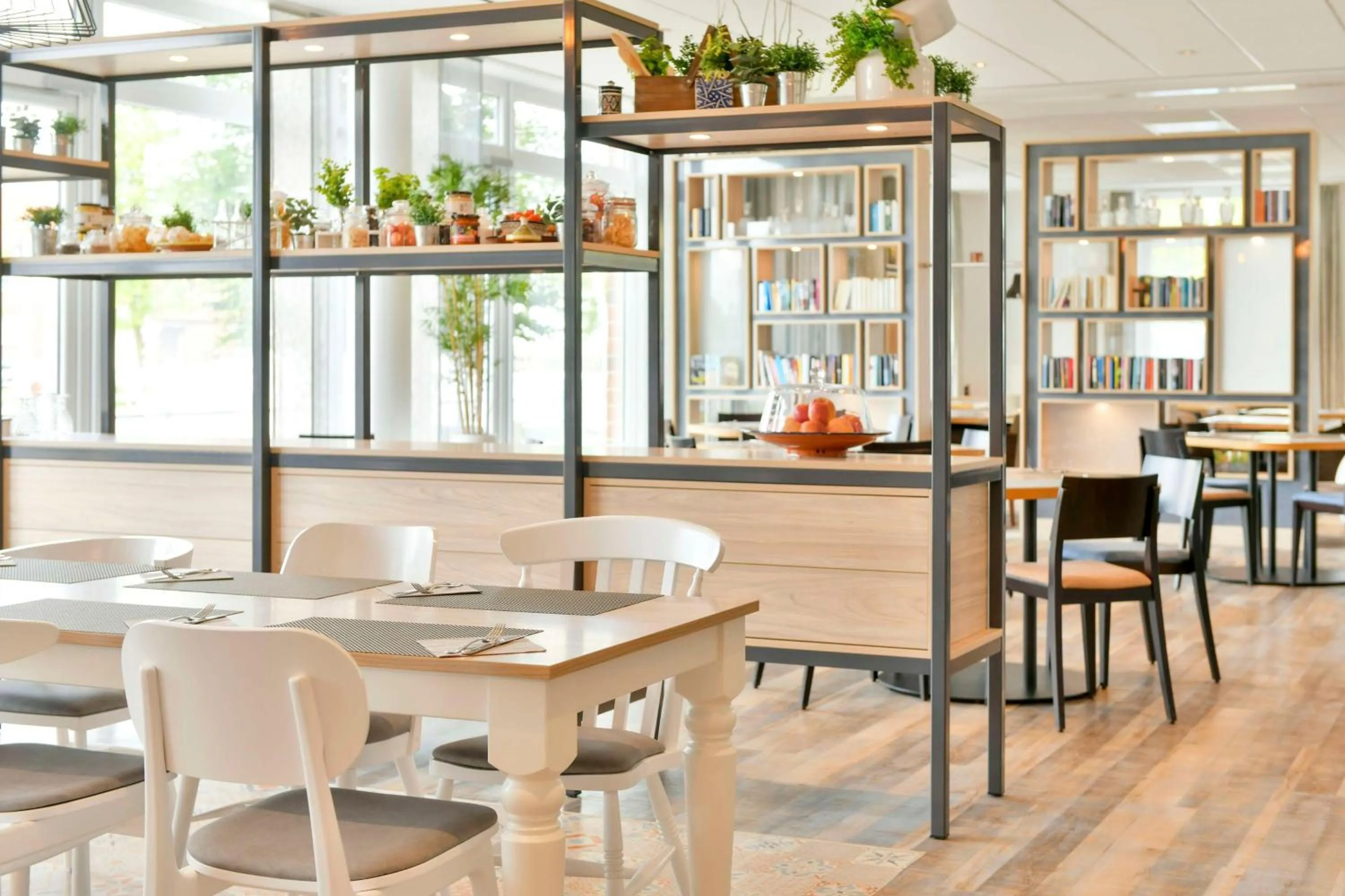 Restaurant/places to eat in Best Western Plus Hotel Papenburg