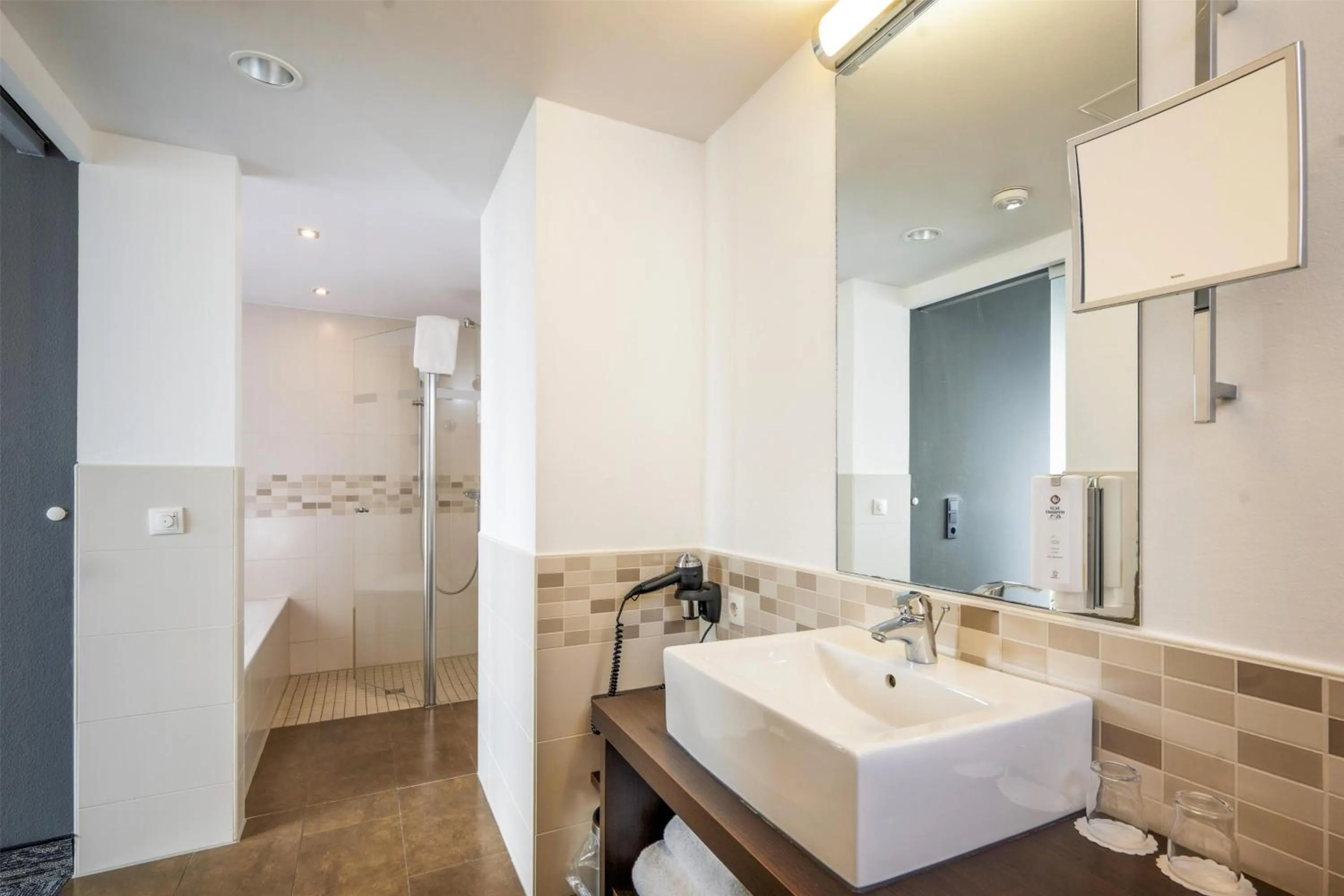 Bathroom in Best Western Plus Hotel Papenburg