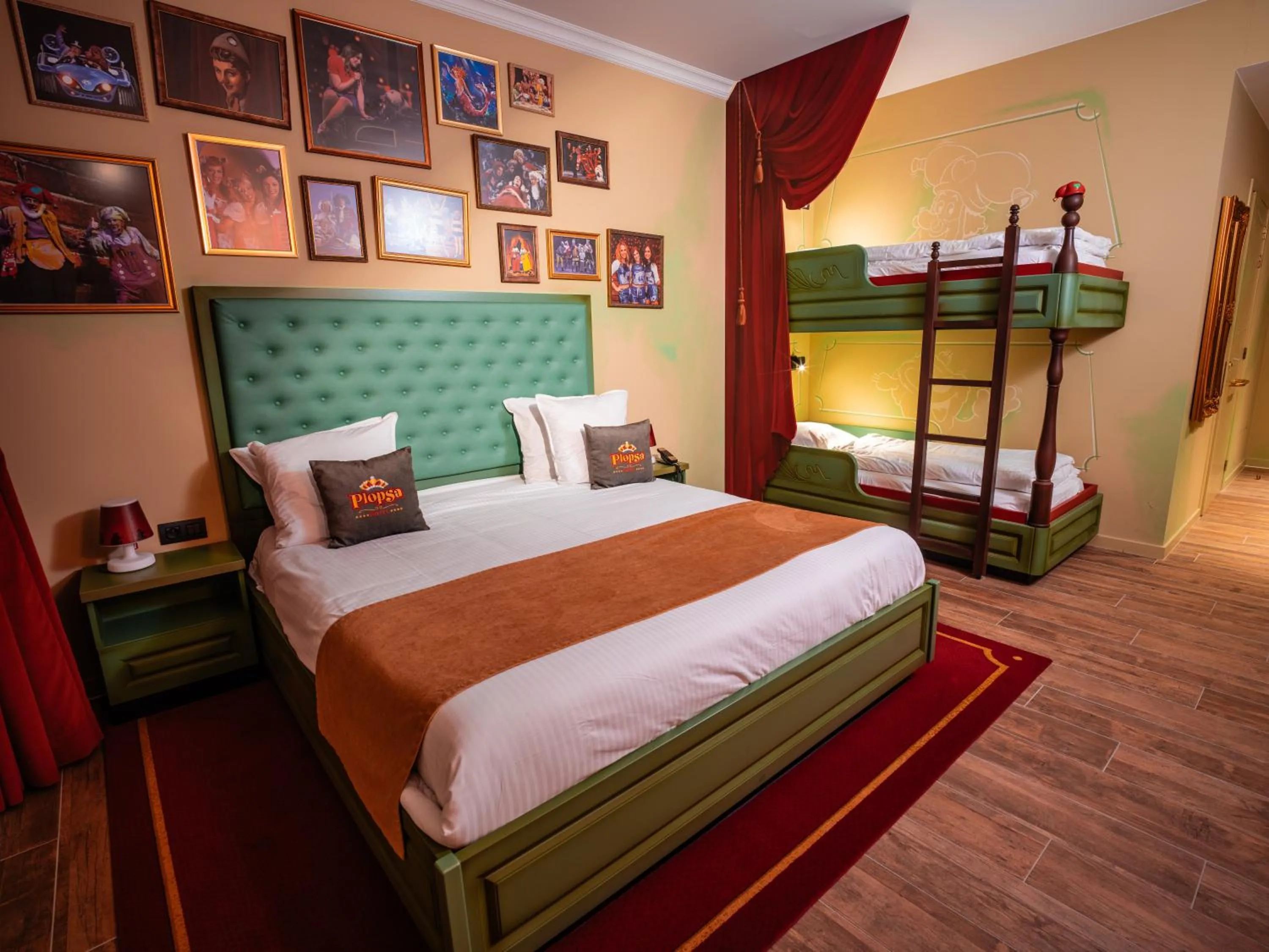 Bed in Theater Hotel