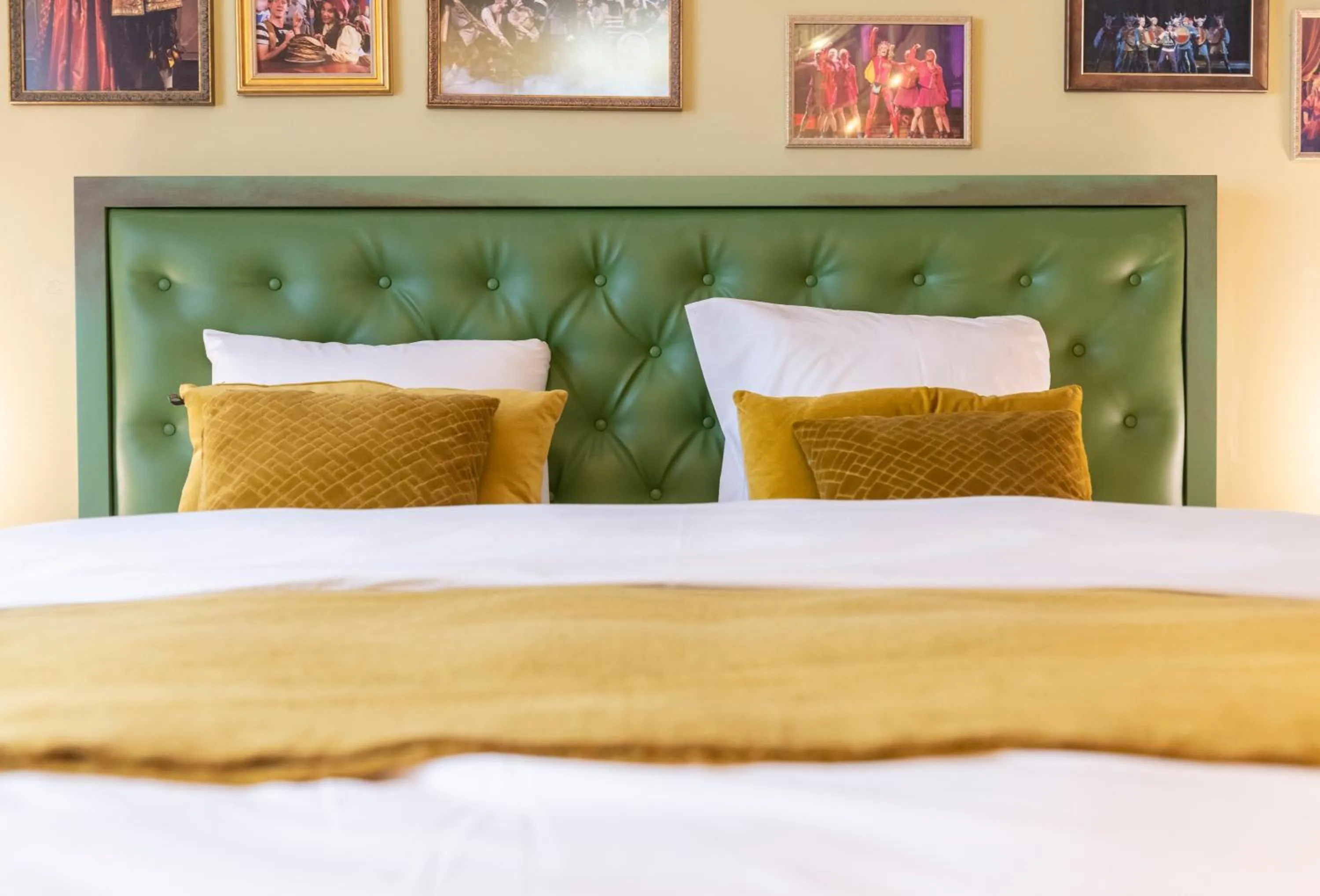 Bed in Theater Hotel