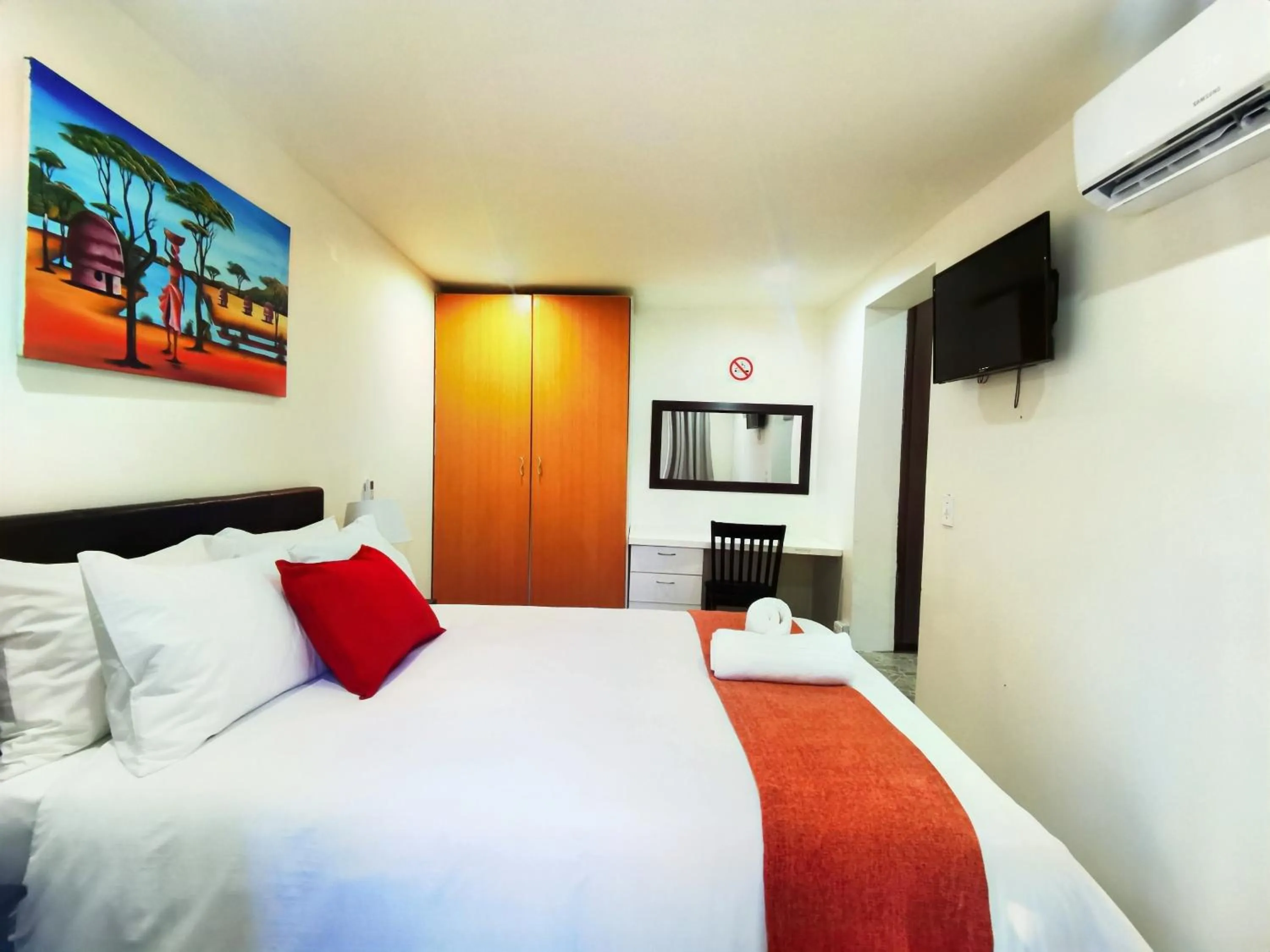 Bedroom, Bed in Libra Lodge & Spa - Randburg, Johannesburg