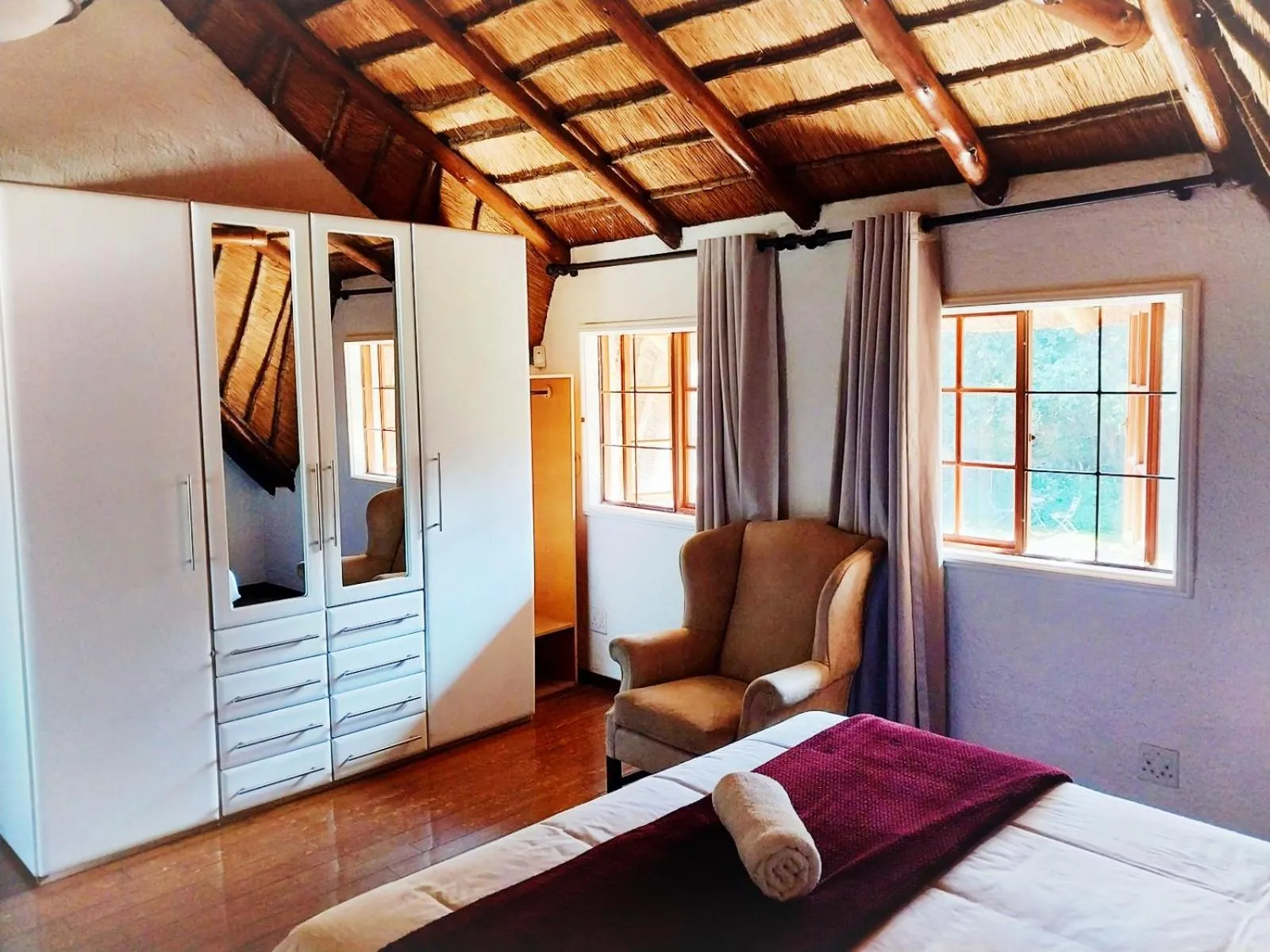 wardrobe, Bed in Libra Lodge & Spa - Randburg, Johannesburg