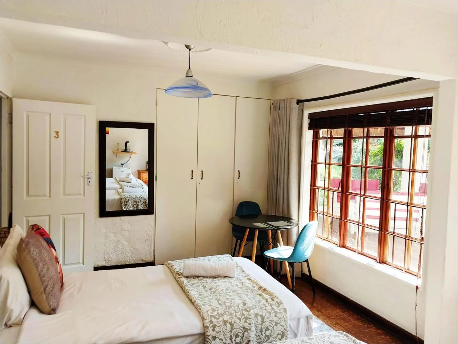 Seating area, Bed in Libra Lodge & Spa - Randburg, Johannesburg