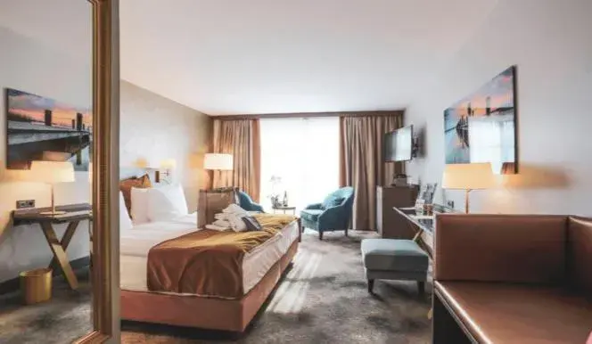 Deluxe Double or Twin Room - single occupancy in SCHLOSS Fleesensee Deluxe Double or Twin Room - single occupancy in SCHLOSS Fleesensee