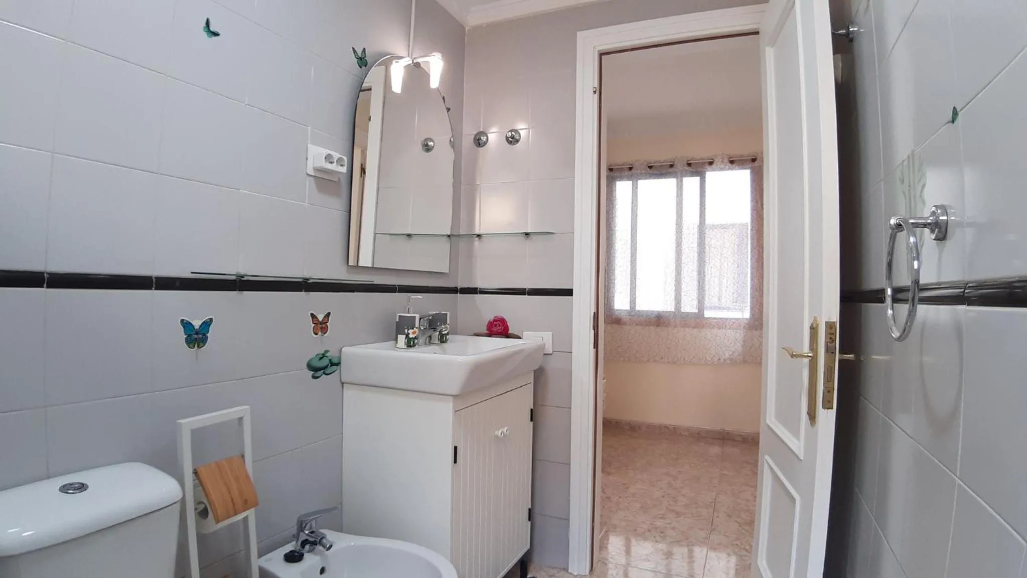 Toilet in Charming 3-Bedroom Apartment in Corralejo, Lanzarote