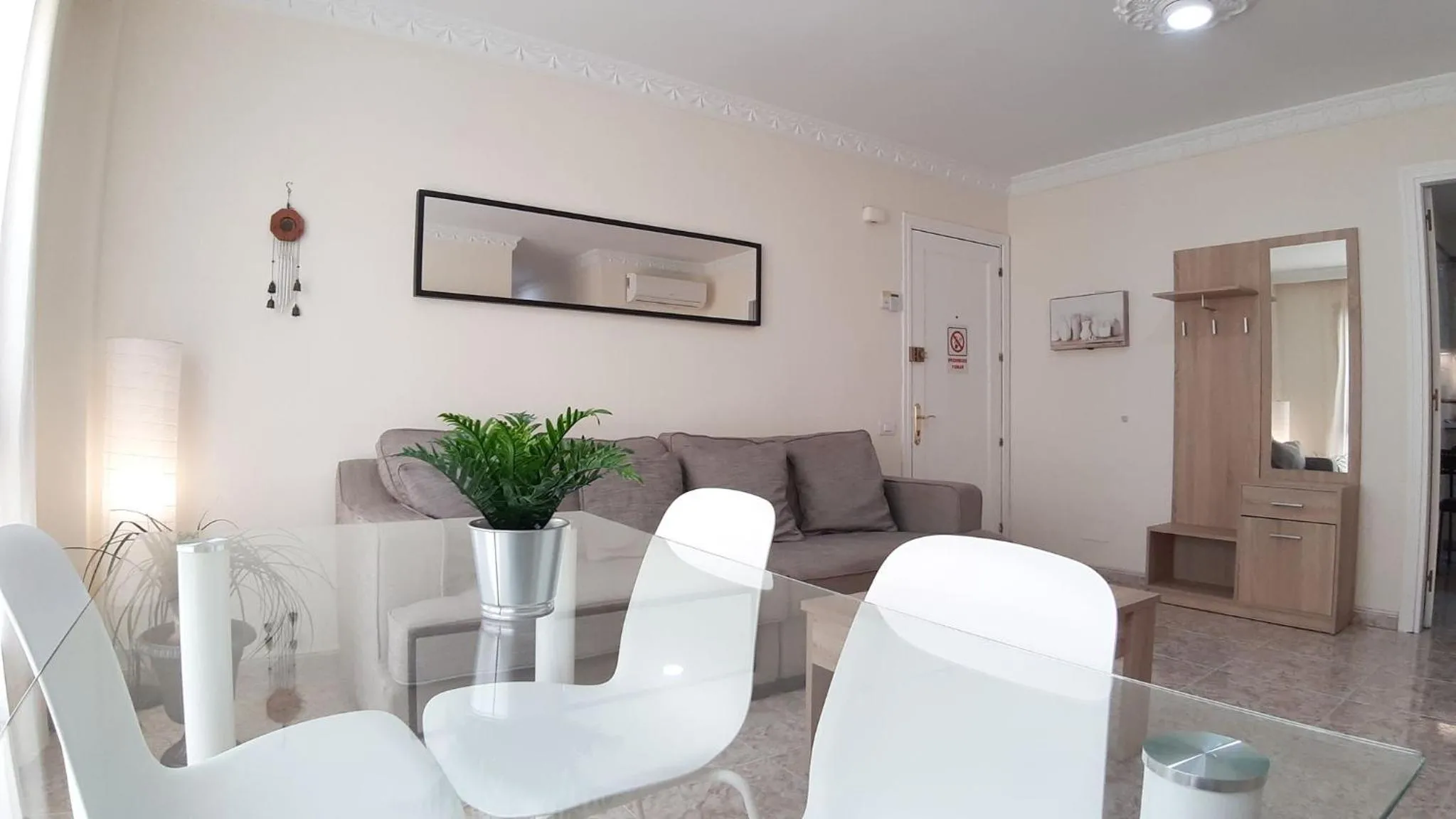 Communal lounge/ TV room in Charming 3-Bedroom Apartment in Corralejo, Lanzarote