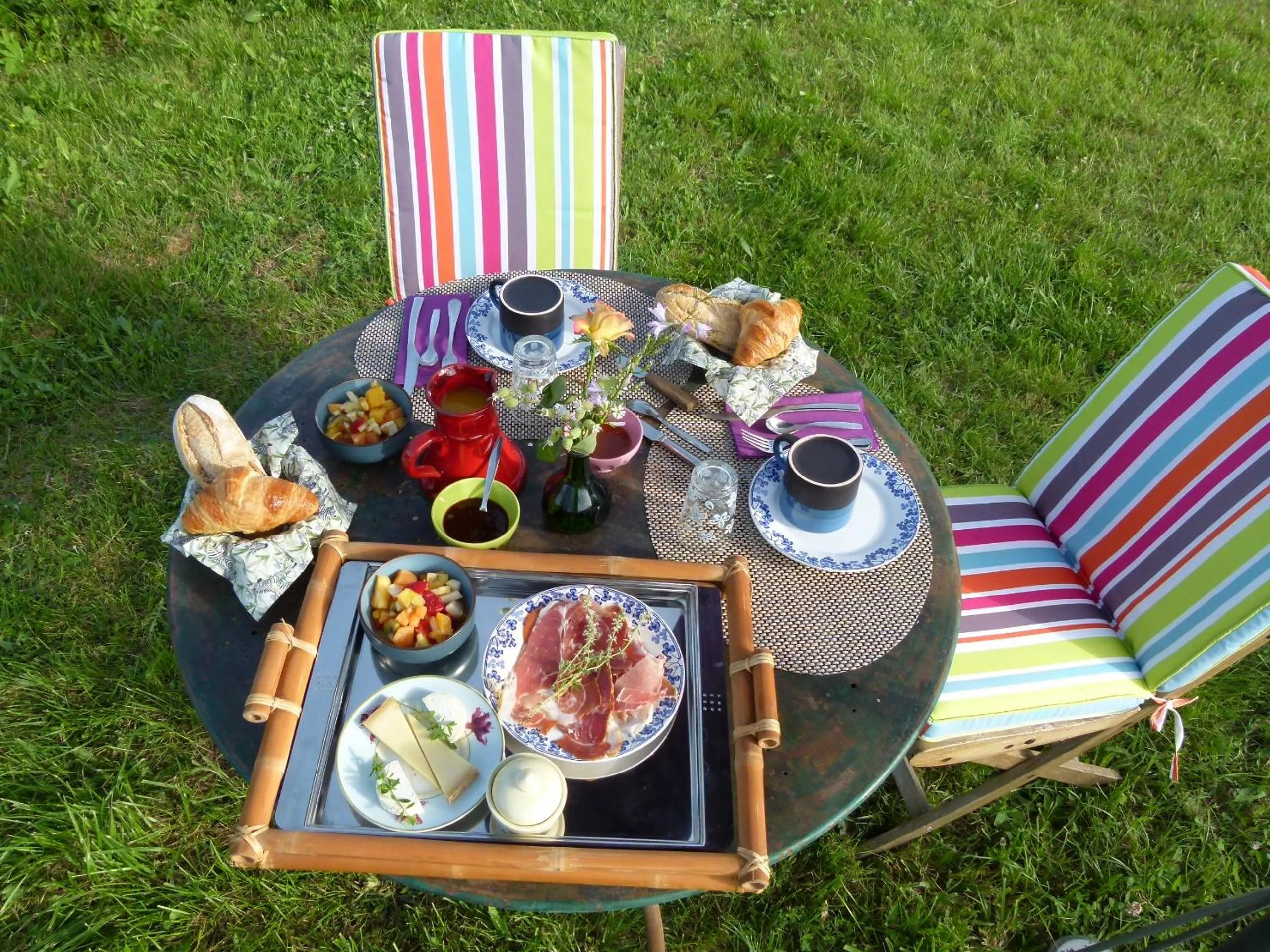 Breakfast in chambre campagnarde