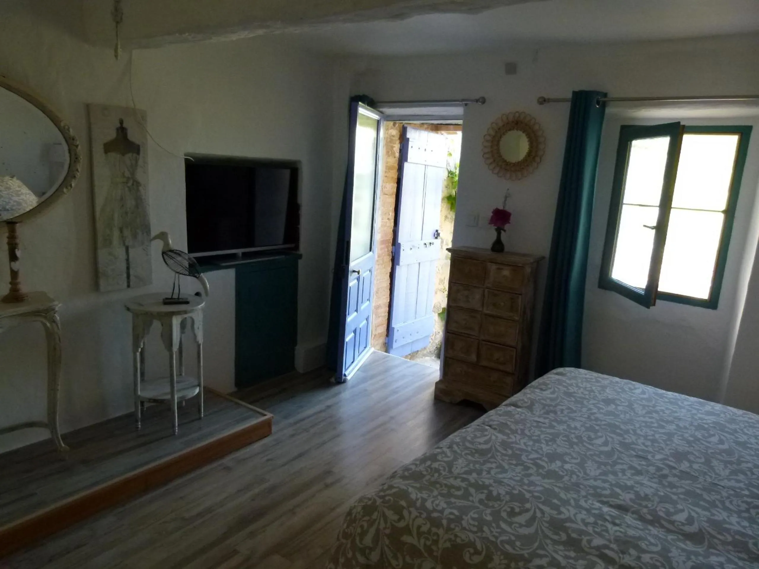 Photo of the whole room in chambre campagnarde