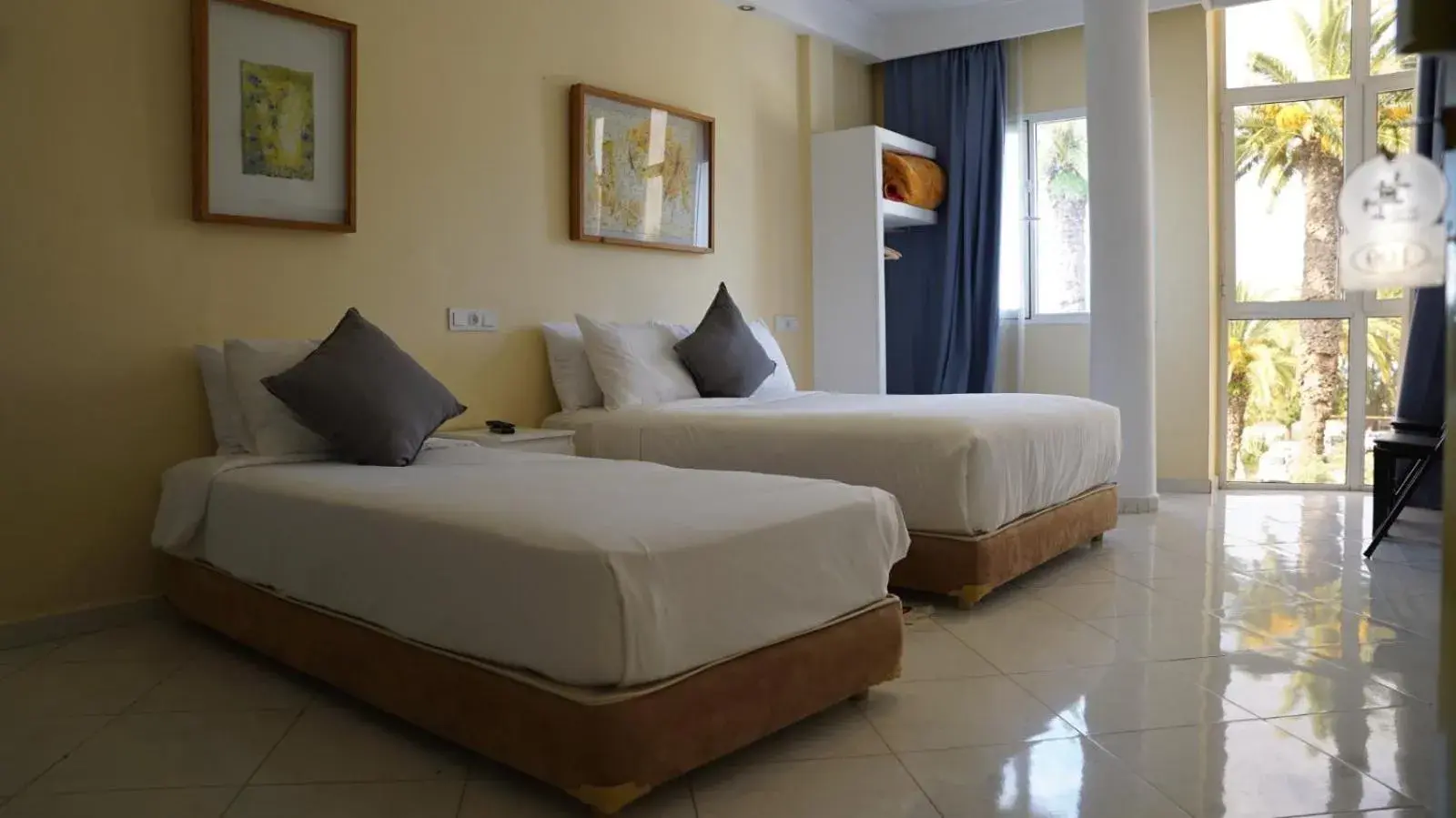 Triple Room with City View in hotel azayla Triple Room with City View in hotel azayla