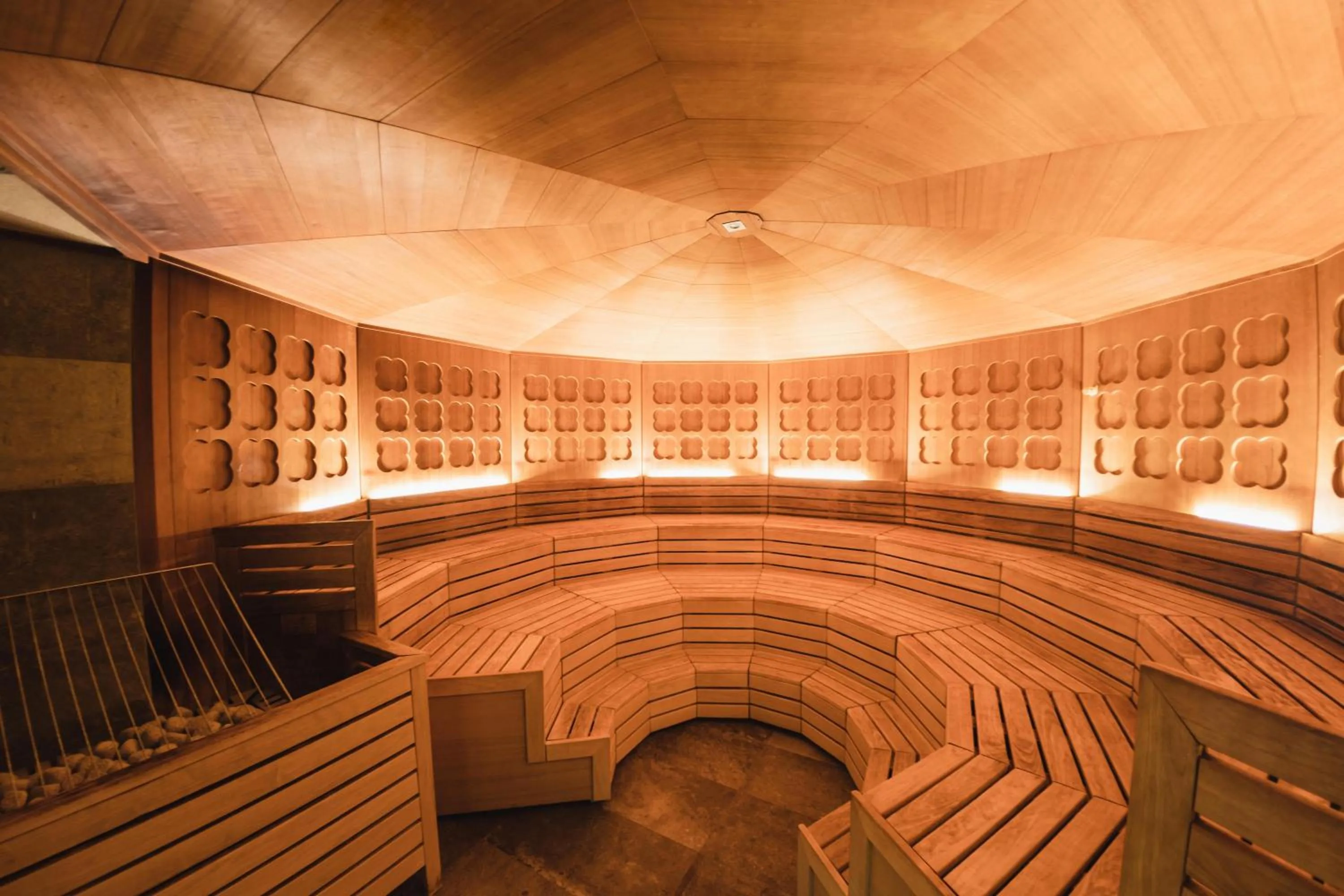 Therme Laa Hotel Silent Spa Villas