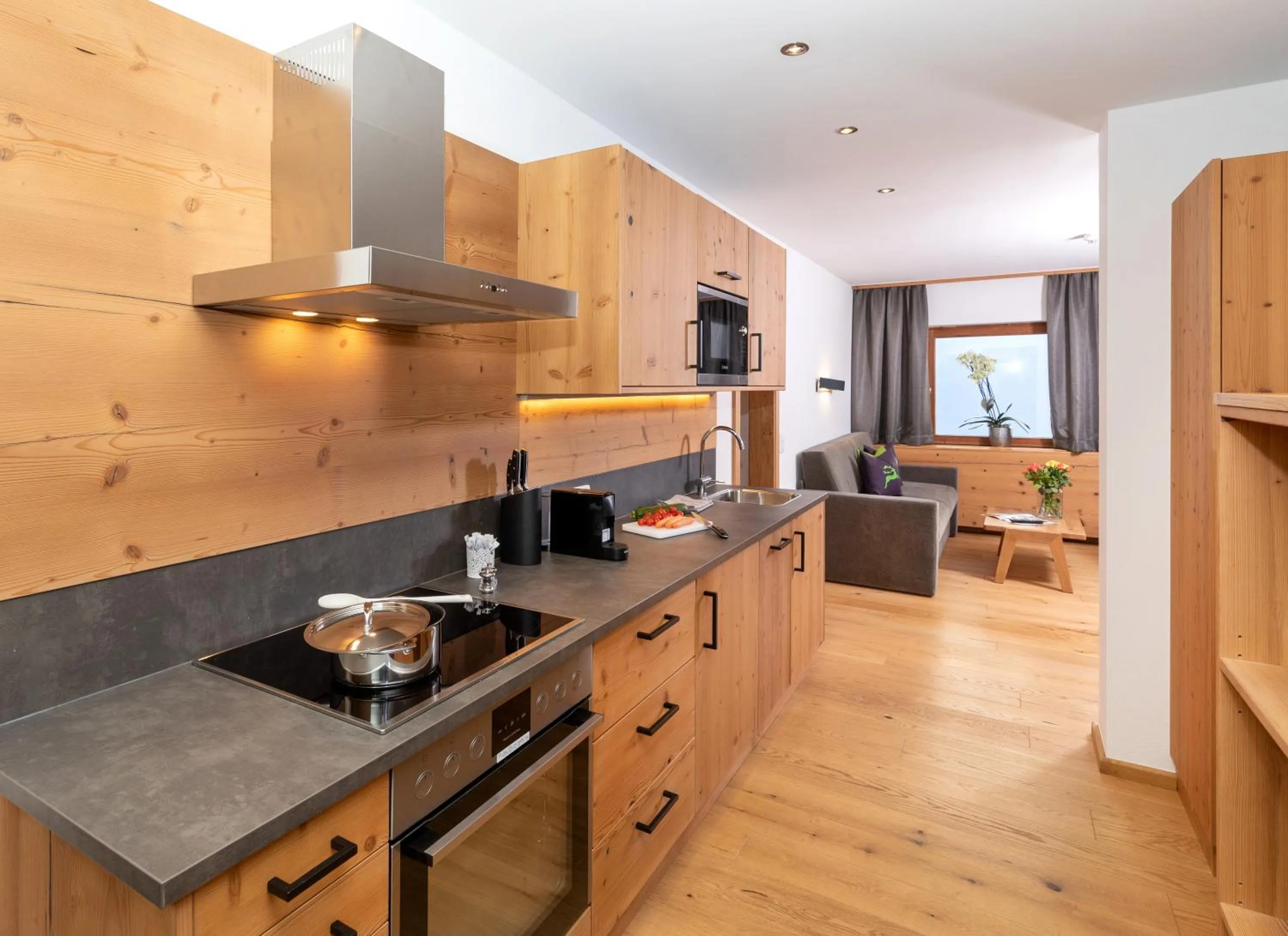 Kitchen or kitchenette in Das Grünholz Aparthotel