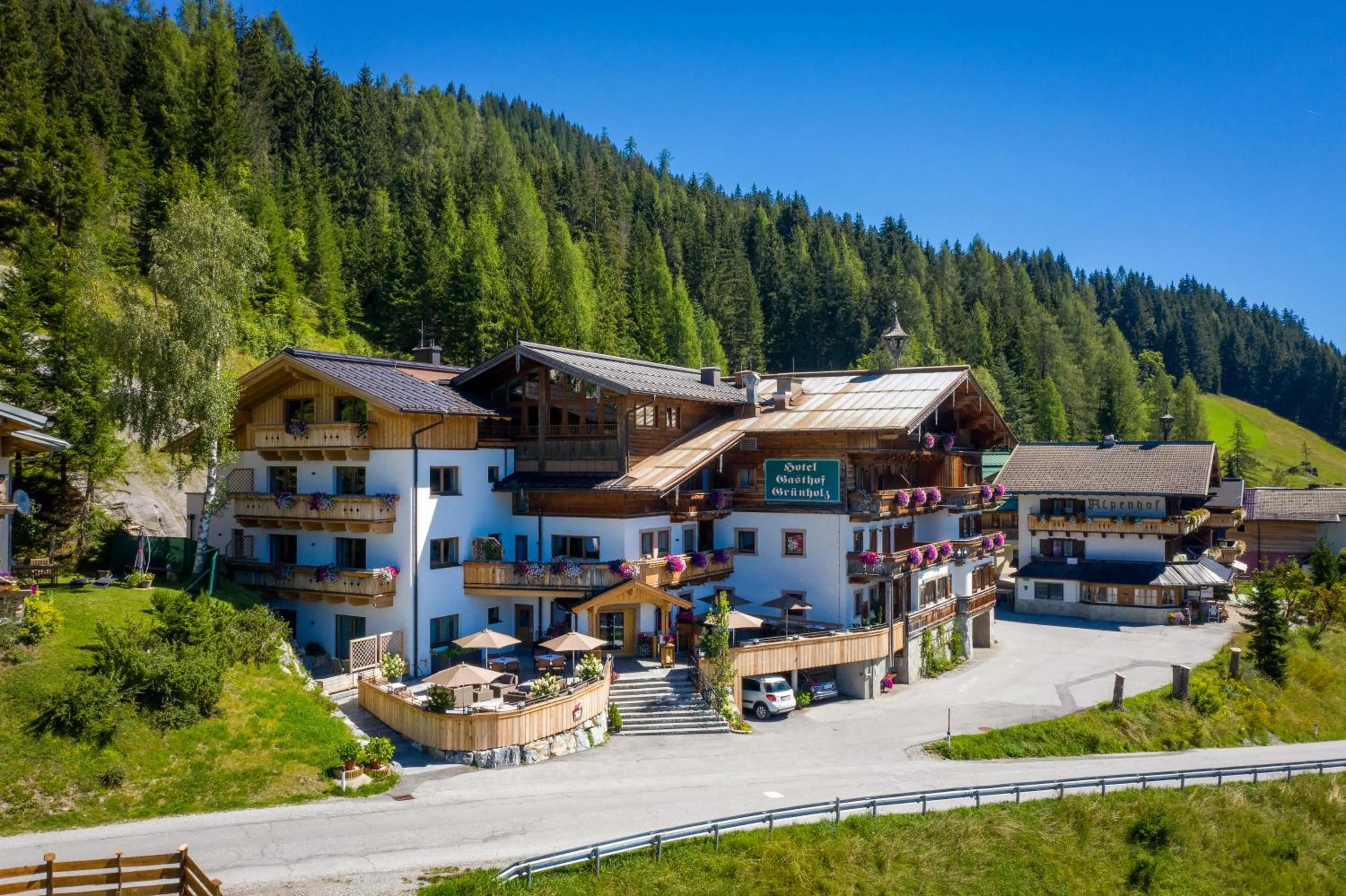 Facade/entrance in Das Grünholz Aparthotel