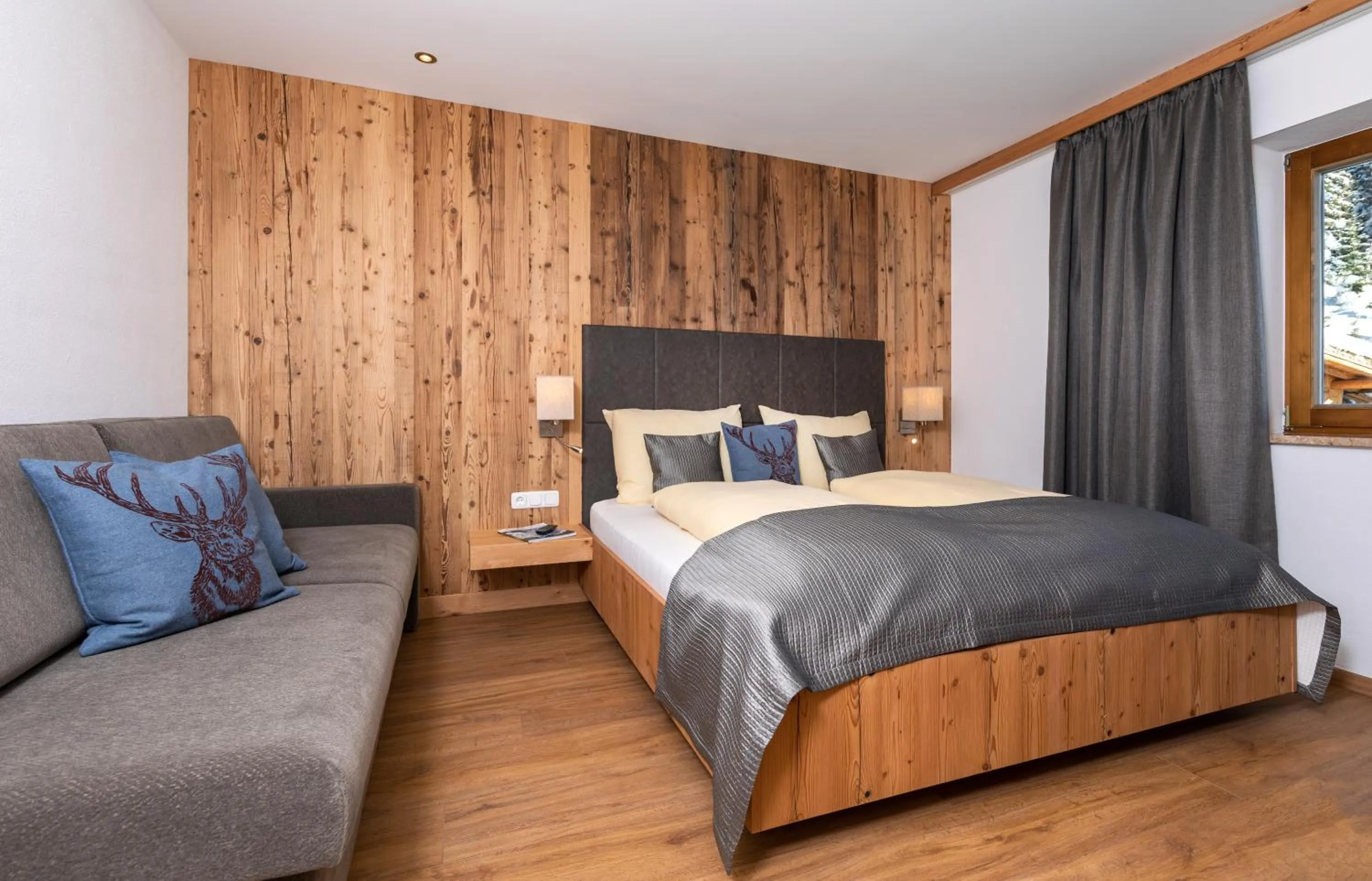 Bedroom, Bed in Das Grünholz Aparthotel