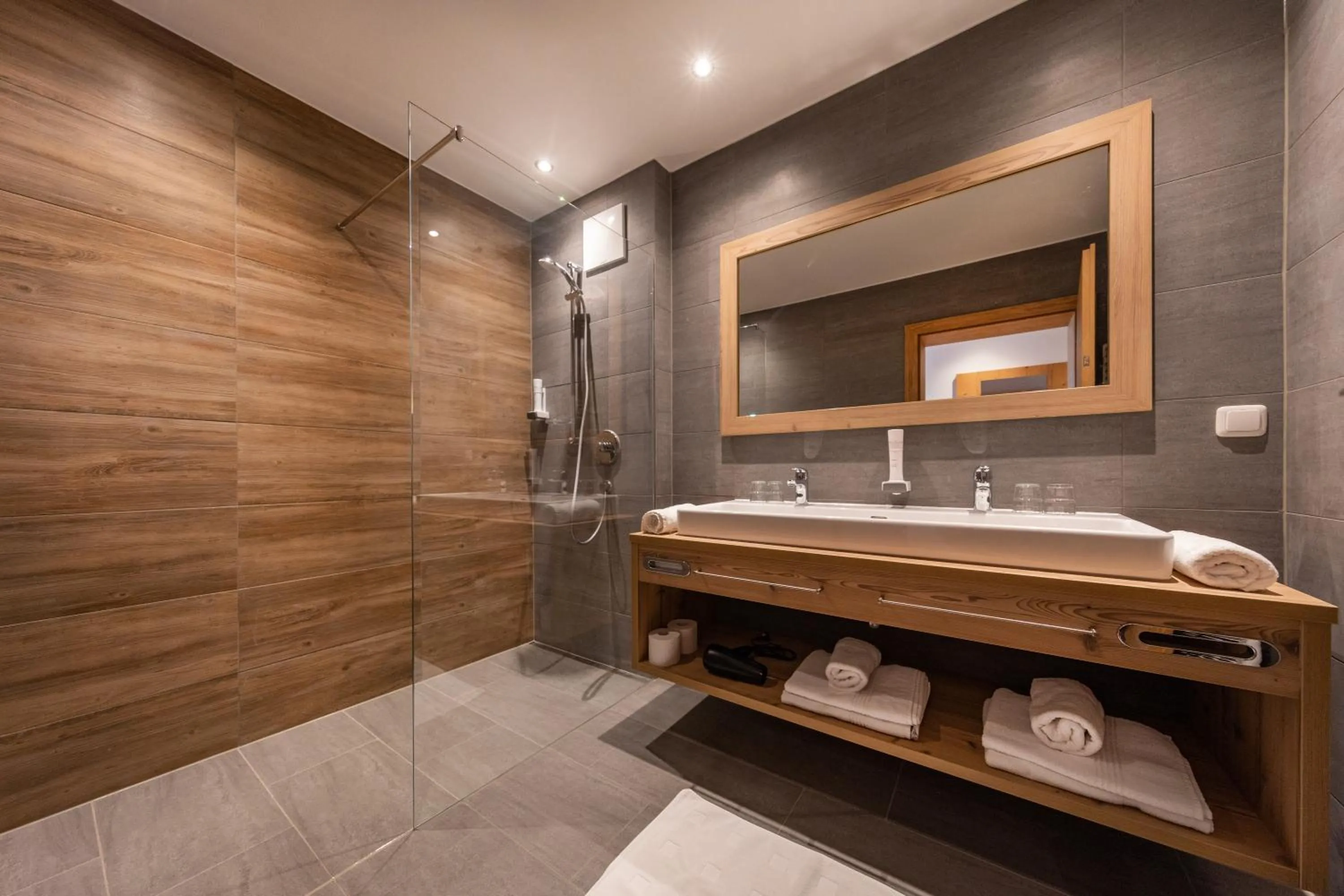 Bathroom in Das Grünholz Aparthotel