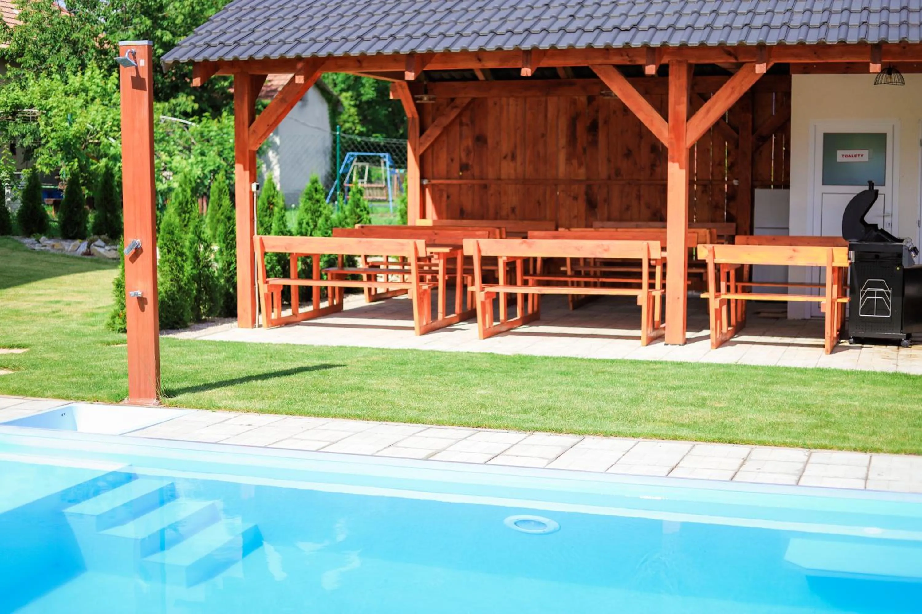 BBQ facilities in Rezidencia Podhájska